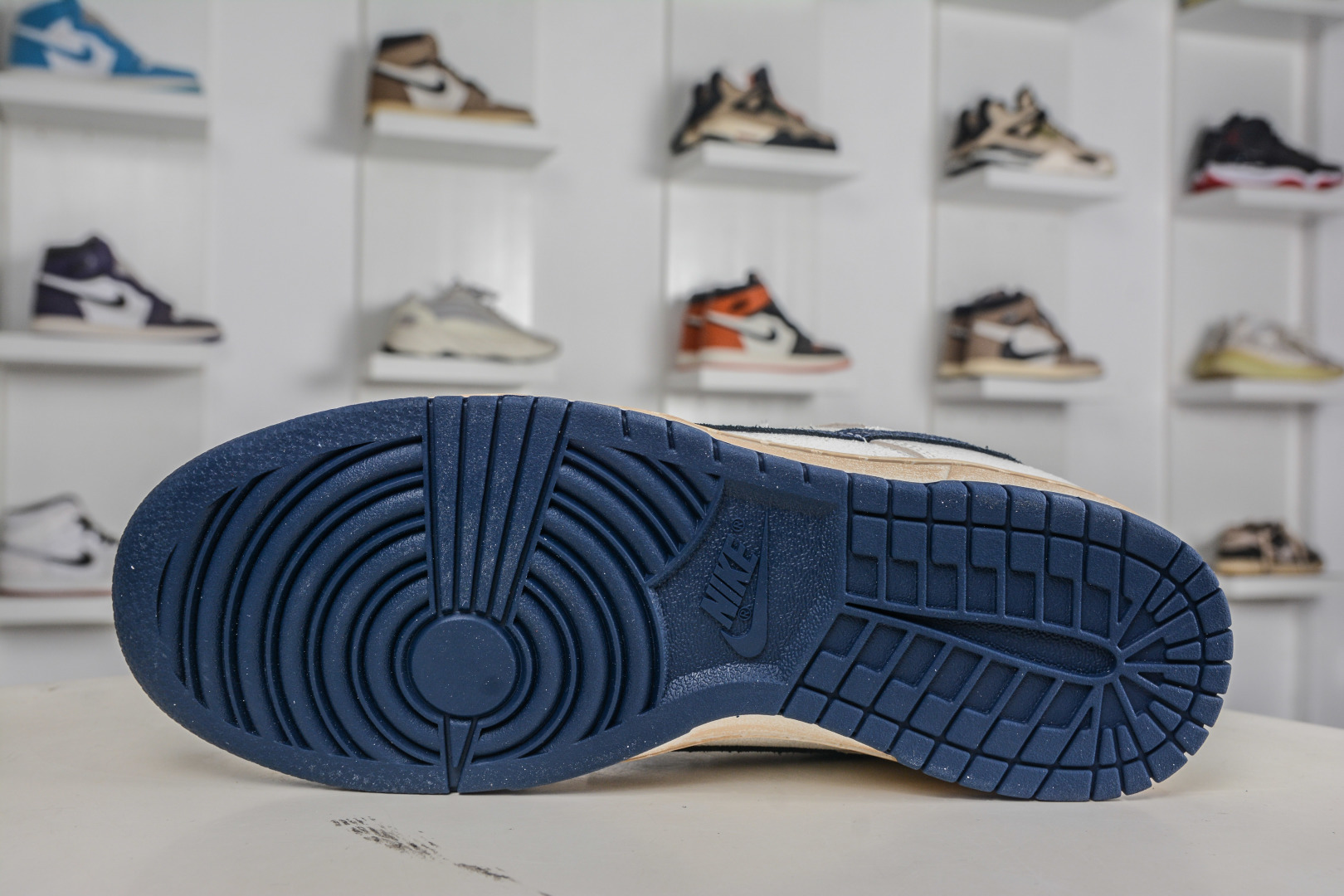 200 Nike x Stranger Things Dunk Low 灰蓝色 IH6766-001-Chinese UA Cheap High Quatity Brand Clothes Bags handbags Sneakers wholesale wholesaler seller from China Factory suppliers Fashion Clothing Shoes best Quality Beautiful Price 200 Nike x Stranger Things Dunk Low 灰蓝色 IH6766-001