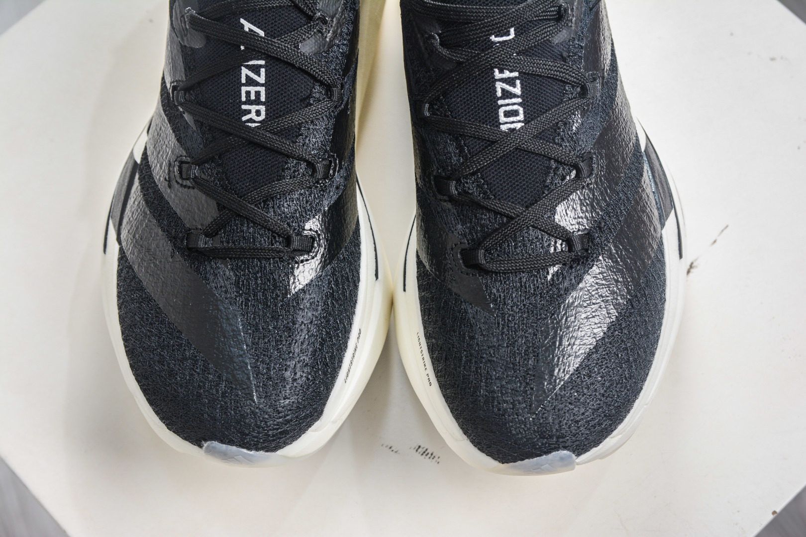 220 Adidas Adizero Prime X3 Strung 舒适防滑耐磨低帮跑步鞋 JR6369-Chinese UA Cheap High Quatity Brand Clothes Bags handbags Sneakers wholesale wholesaler seller from China Factory suppliers Fashion Clothing Shoes best Quality Beautiful Price 220 Adidas Adizero Prime X3 Strung 舒适防滑耐磨低帮跑步鞋 JR6369