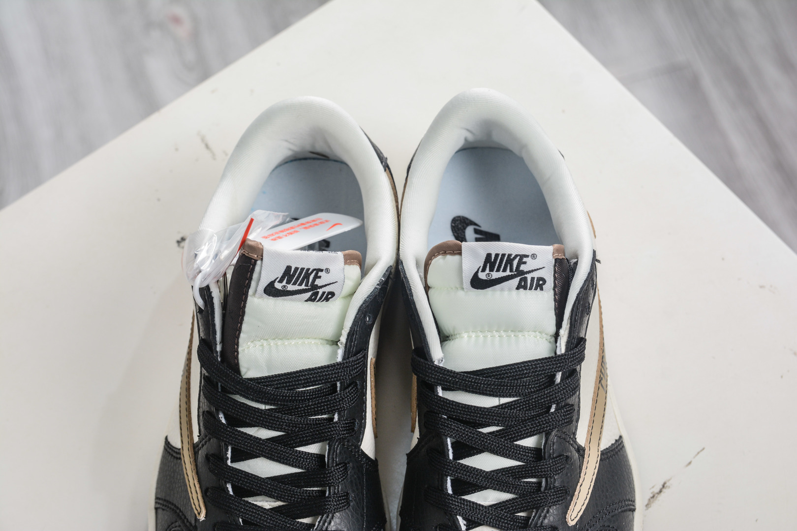 270 TS x Air Jordan x DIOR AJ1 Low 倒钩低帮迪奥联名-米黑卡其棕 DD7866-100-Chinese UA Cheap High Quatity Brand Clothes Bags handbags Sneakers wholesale wholesaler seller from China Factory suppliers Fashion Clothing Shoes best Quality Beautiful Price 270 TS x Air Jordan x DIOR AJ1 Low 倒钩低帮迪奥联名-米黑卡其棕 DD7866-100