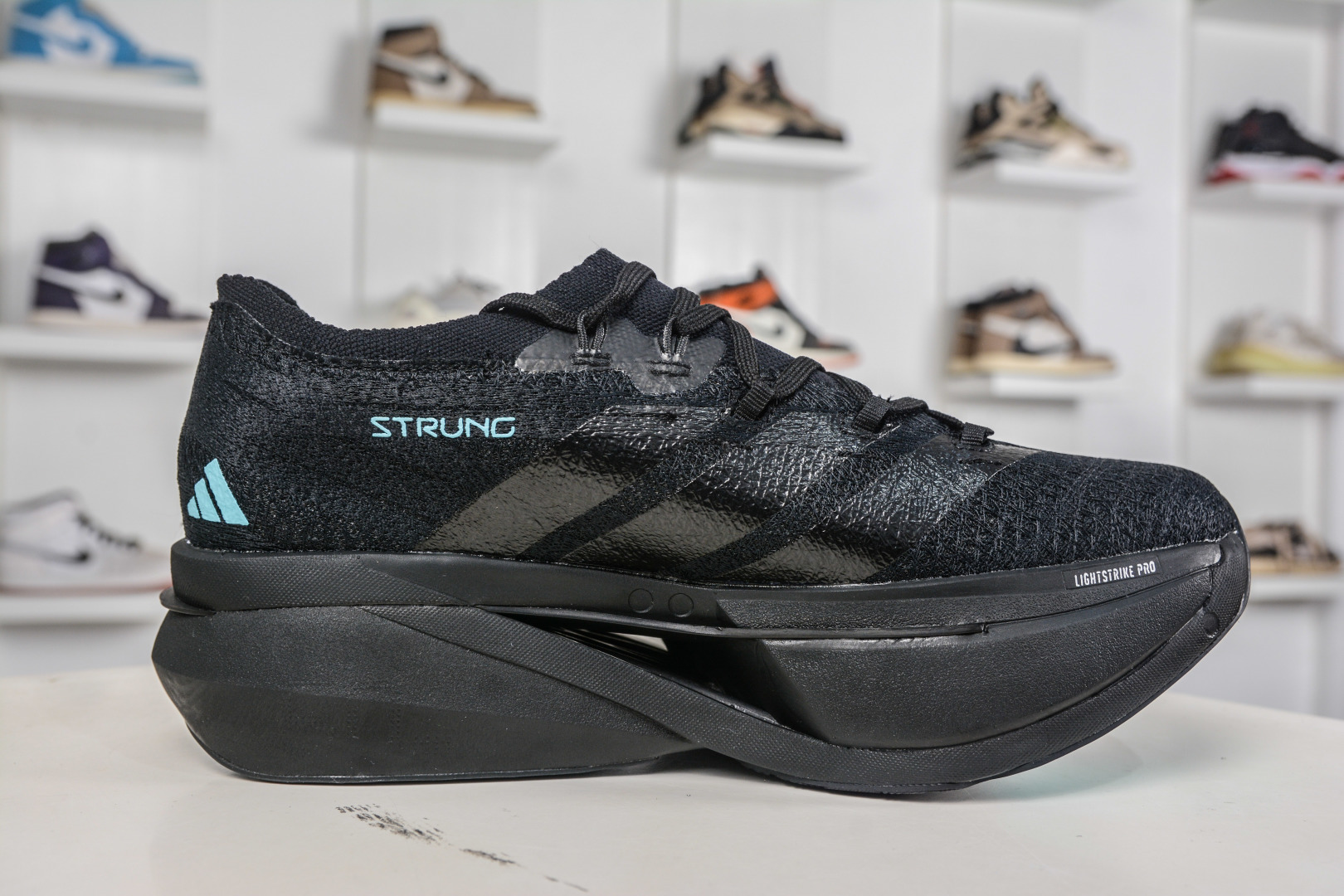 220 Adidas Adizero Prime X3 Strung 舒适防滑耐磨低帮跑步鞋 JR7411