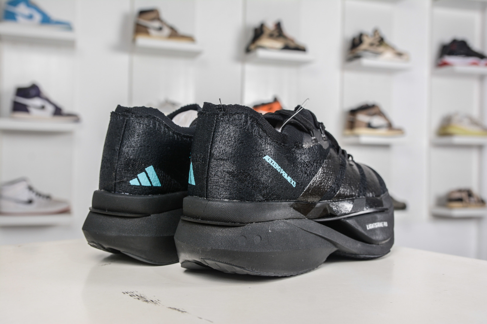 220 Adidas Adizero Prime X3 Strung 舒适防滑耐磨低帮跑步鞋 JR7411