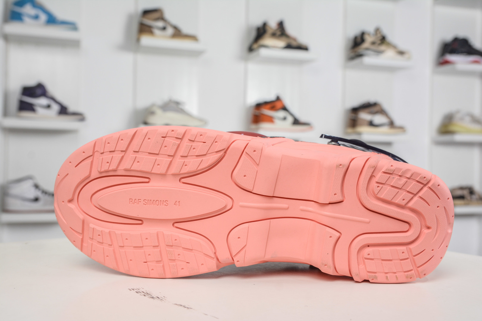 260 RAF SIMONS Cylon-21 ”水泡” 先锋潮流 复古低帮休闲鞋 圆头系带 低帮休闲鞋 HR740010L-330-Chinese UA Cheap High Quatity Brand Clothes Bags handbags Sneakers wholesale wholesaler seller from China Factory suppliers Fashion Clothing Shoes best Quality Beautiful Price 260 RAF SIMONS Cylon-21 ”水泡” 先锋潮流 复古低帮休闲鞋 圆头系带 低帮休闲鞋 HR740010L-330