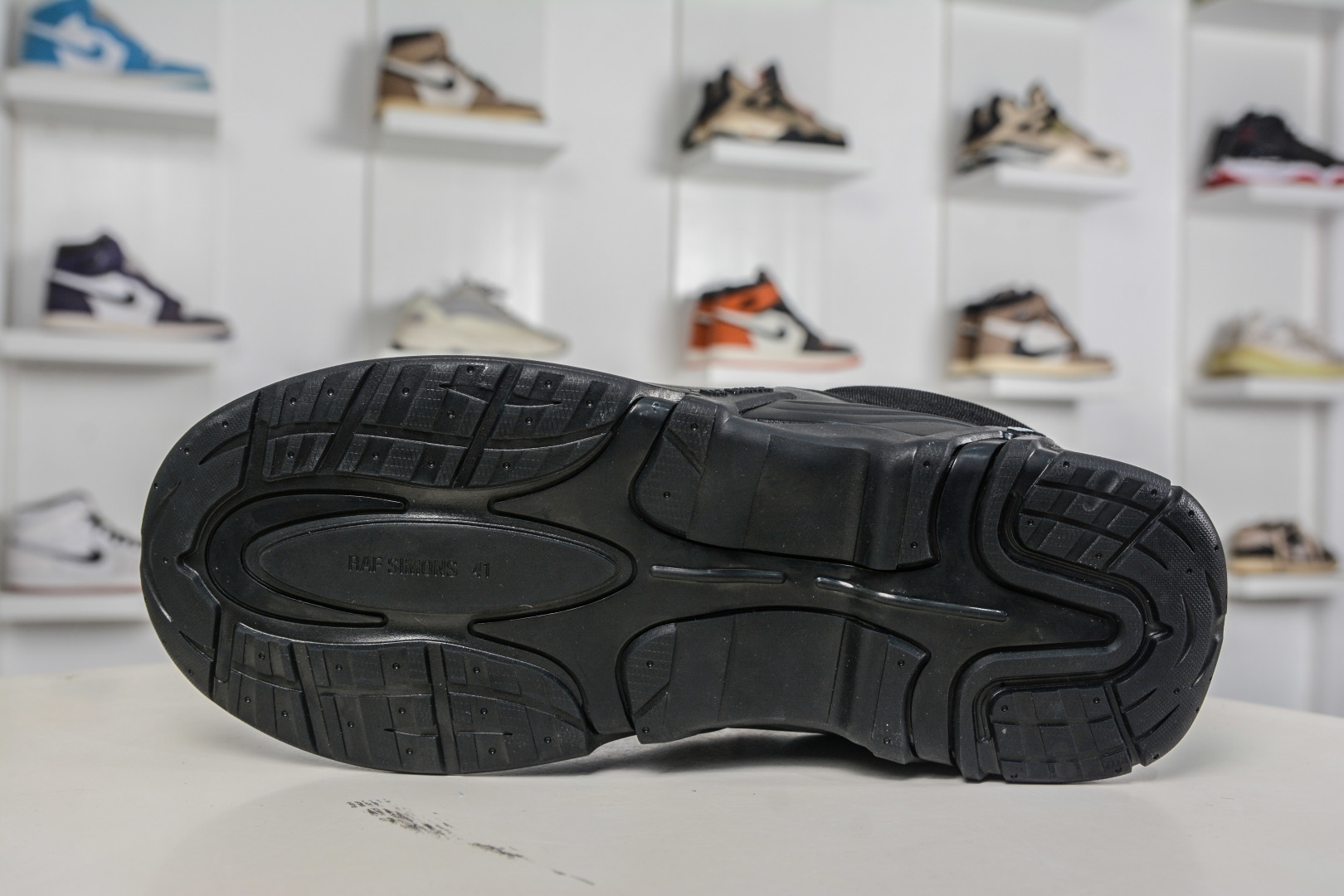 260 RAF SIMONS CYLON-21 潮流运动 圆头系带 低帮休闲鞋采用光滑皮革 HR740012L-293-Chinese UA Cheap High Quatity Brand Clothes Bags handbags Sneakers wholesale wholesaler seller from China Factory suppliers Fashion Clothing Shoes best Quality Beautiful Price 260 RAF SIMONS CYLON-21 潮流运动 圆头系带 低帮休闲鞋采用光滑皮革 HR740012L-293