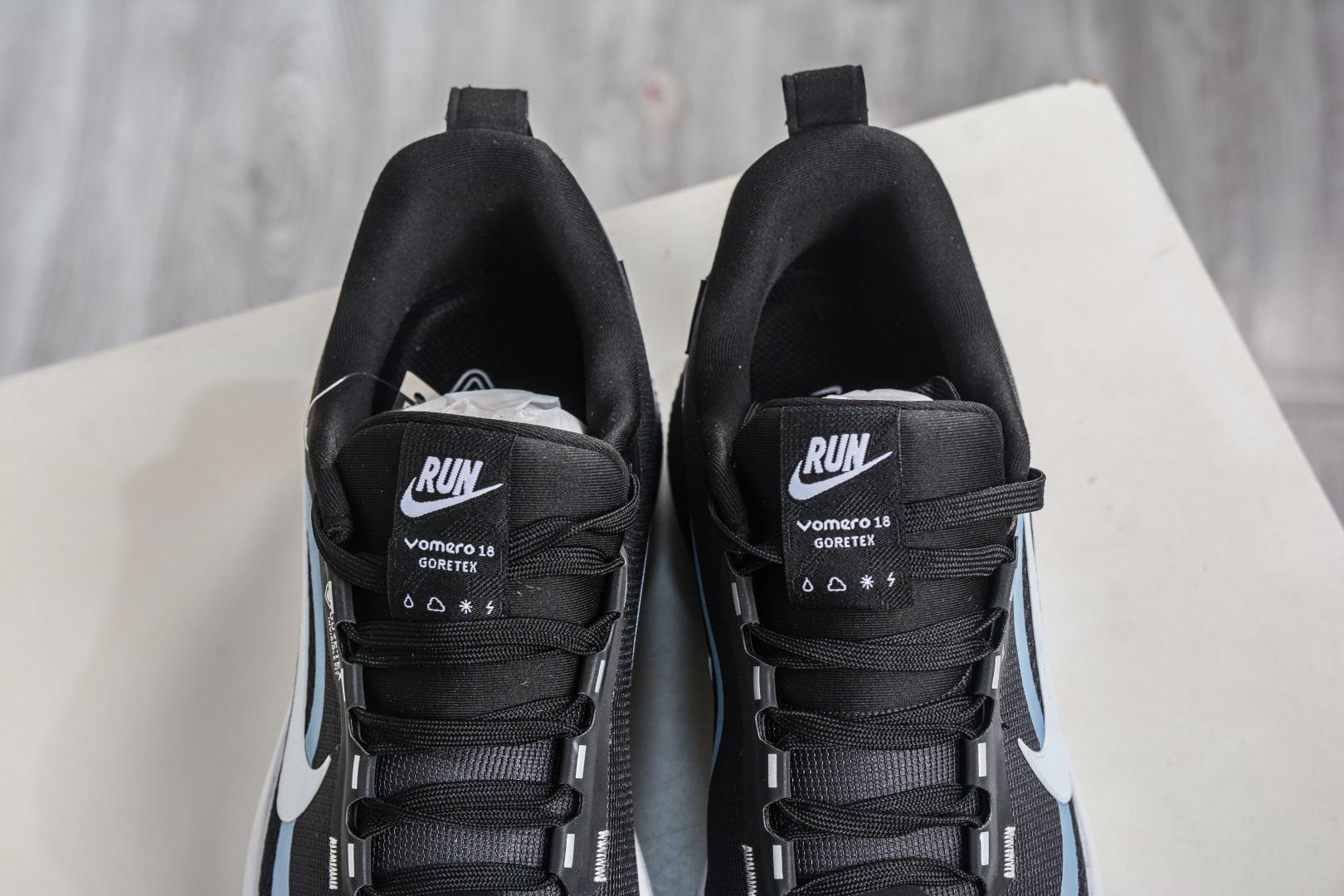 180 Nike Air Zoom Vomero 18 GTX HQ7002-002-Chinese UA Cheap High Quatity Brand Clothes Bags handbags Sneakers wholesale wholesaler seller from China Factory suppliers Fashion Clothing Shoes best Quality Beautiful Price 180 Nike Air Zoom Vomero 18 GTX HQ7002-002