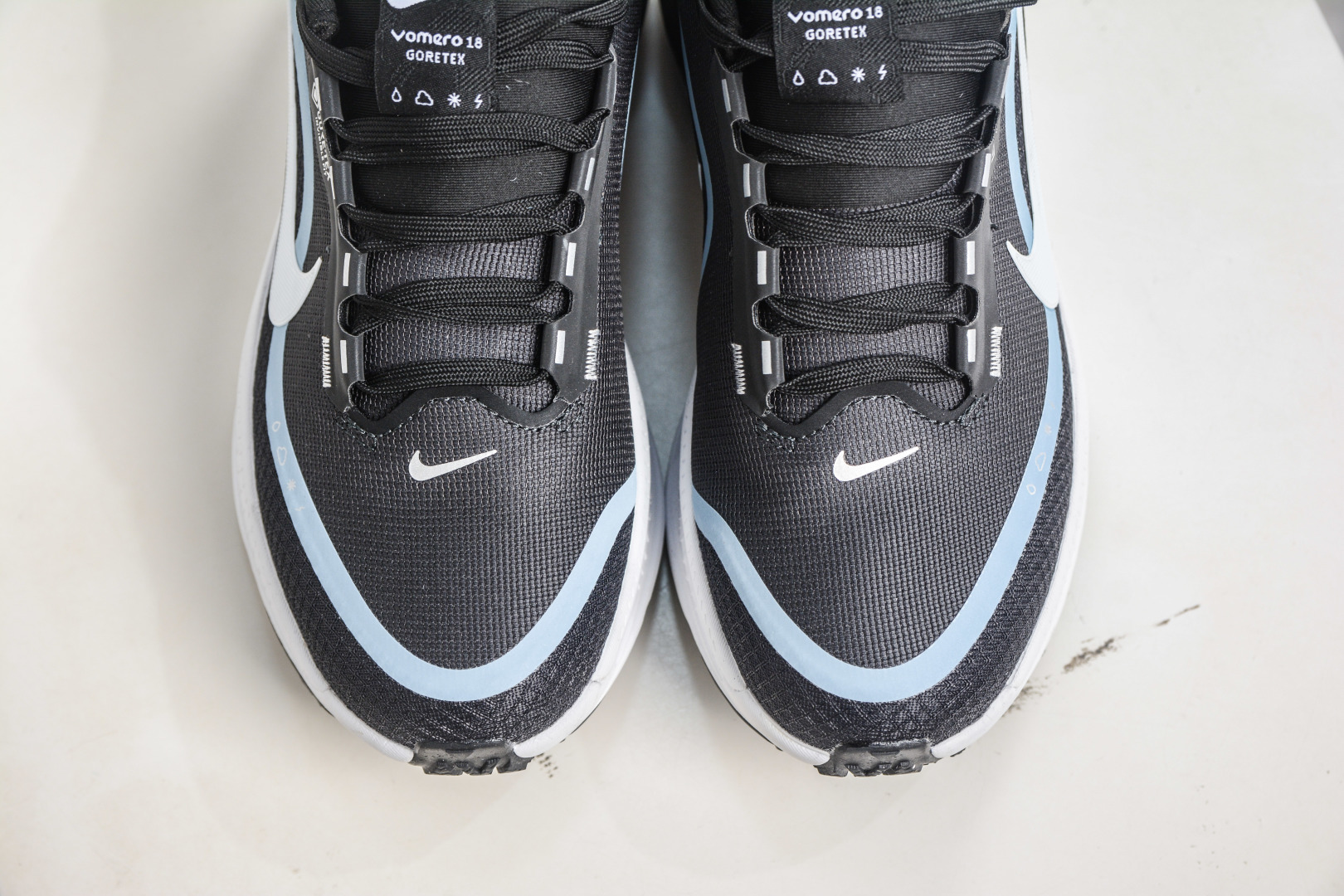 180 Nike Air Zoom Vomero 18 GTX HQ7002-002-Chinese UA Cheap High Quatity Brand Clothes Bags handbags Sneakers wholesale wholesaler seller from China Factory suppliers Fashion Clothing Shoes best Quality Beautiful Price 180 Nike Air Zoom Vomero 18 GTX HQ7002-002