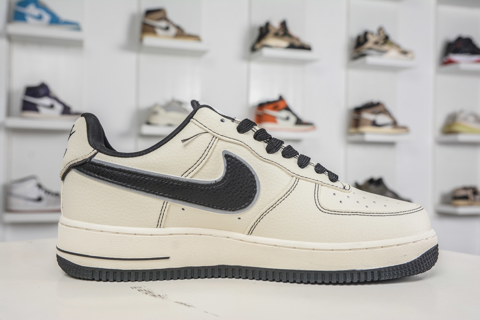 260 Nike Air Force 1 Low 07 x Supreme SUP联名-米白黑 DD1982-337-Chinese UA Cheap High Quatity Brand Clothes Bags handbags Sneakers wholesale wholesaler seller from China Factory suppliers Fashion Clothing Shoes best Quality Beautiful Price 260 Nike Air Force 1 Low 07 x Supreme SUP联名-米白黑 DD1982-337
