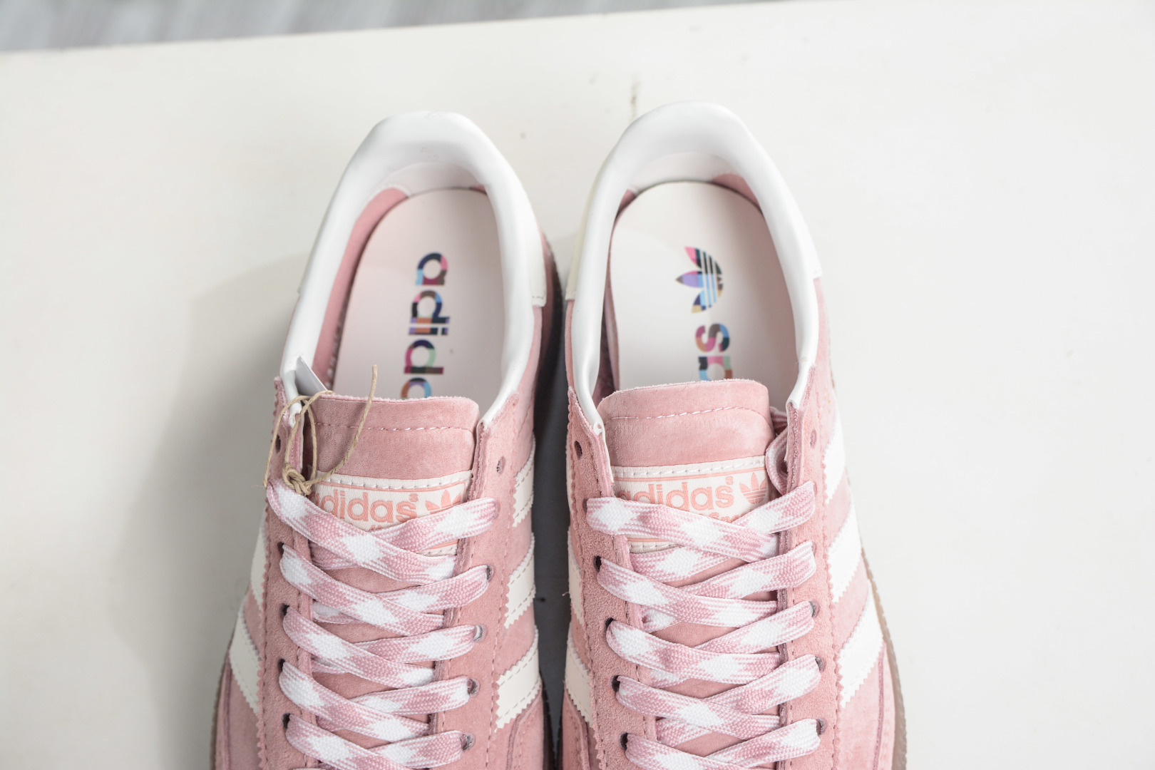 150 AD Originals Handball SPZL 手球运动员系列百搭休闲运动板鞋 KJ6305-Chinese UA Cheap High Quatity Brand Clothes Bags handbags Sneakers wholesale wholesaler seller from China Factory suppliers Fashion Clothing Shoes best Quality Beautiful Price 150 AD Originals Handball SPZL 手球运动员系列百搭休闲运动板鞋 KJ6305