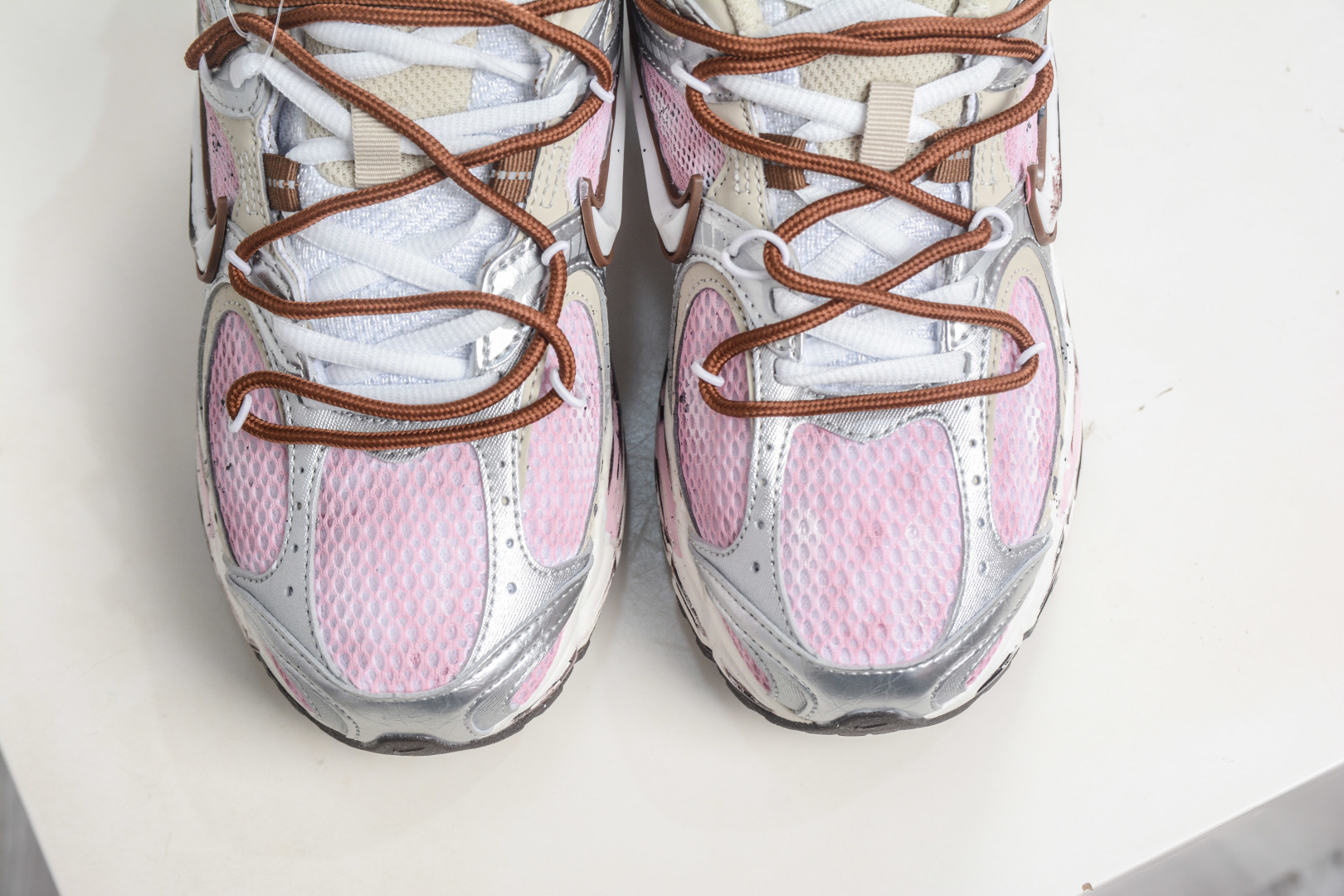 300 NK V5 RNR 舒适百搭防滑耐磨低帮跑步鞋 HQ7901-102-Chinese UA Cheap High Quatity Brand Clothes Bags handbags Sneakers wholesale wholesaler seller from China Factory suppliers Fashion Clothing Shoes best Quality Beautiful Price 300 NK V5 RNR 舒适百搭防滑耐磨低帮跑步鞋 HQ7901-102