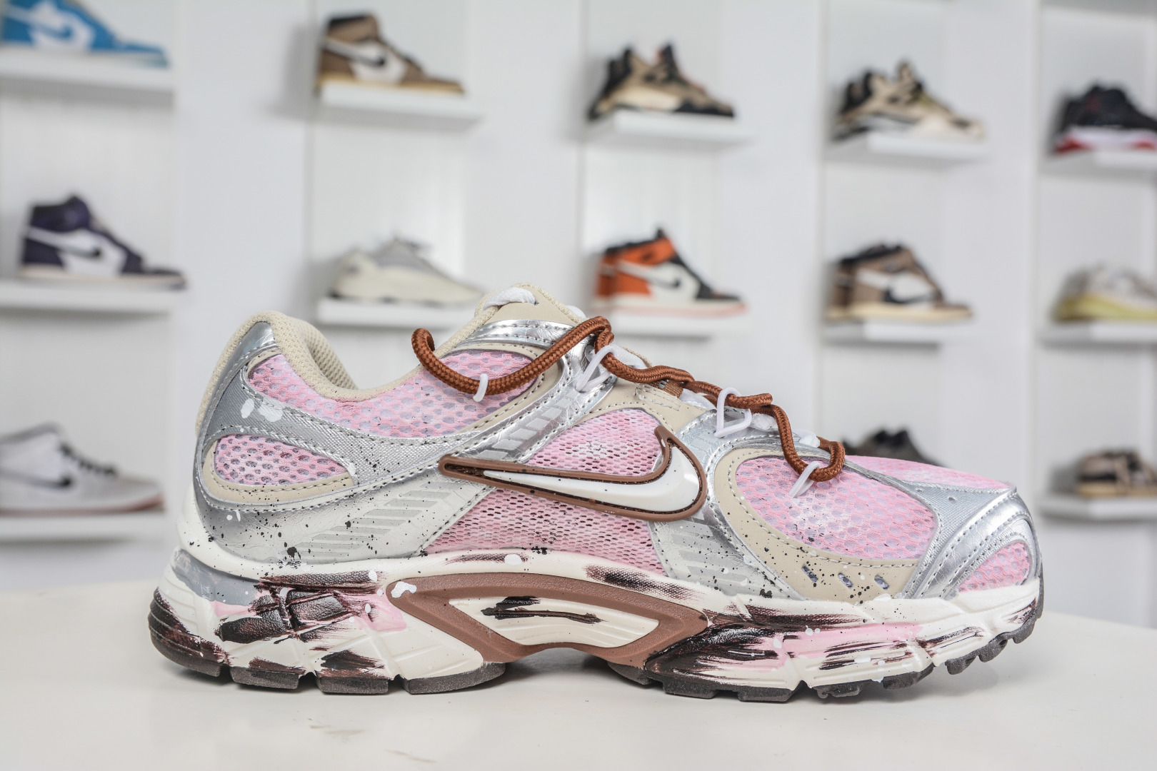 300 NK V5 RNR 舒适百搭防滑耐磨低帮跑步鞋 HQ7901-102-Chinese UA Cheap High Quatity Brand Clothes Bags handbags Sneakers wholesale wholesaler seller from China Factory suppliers Fashion Clothing Shoes best Quality Beautiful Price 300 NK V5 RNR 舒适百搭防滑耐磨低帮跑步鞋 HQ7901-102