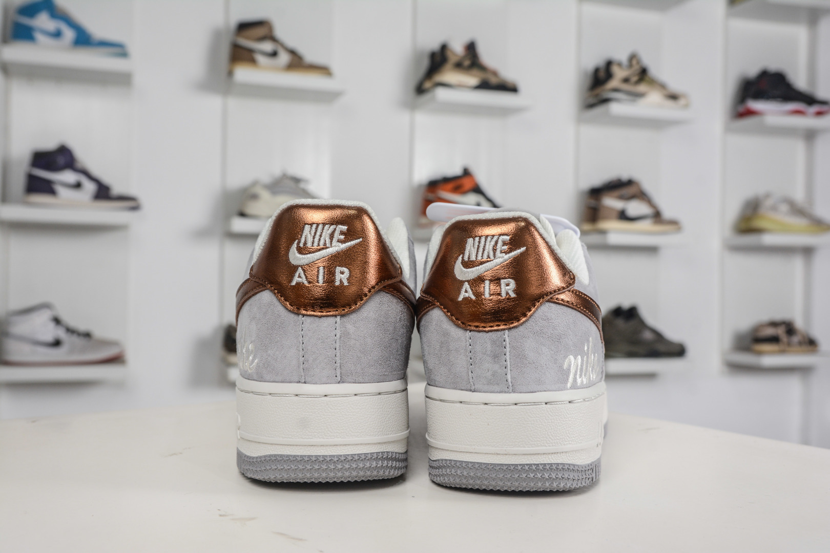 260 Nike Air Force 1 Low 07 奶白灰金 DV5477-007-Chinese UA Cheap High Quatity Brand Clothes Bags handbags Sneakers wholesale wholesaler seller from China Factory suppliers Fashion Clothing Shoes best Quality Beautiful Price 260 Nike Air Force 1 Low 07 奶白灰金 DV5477-007