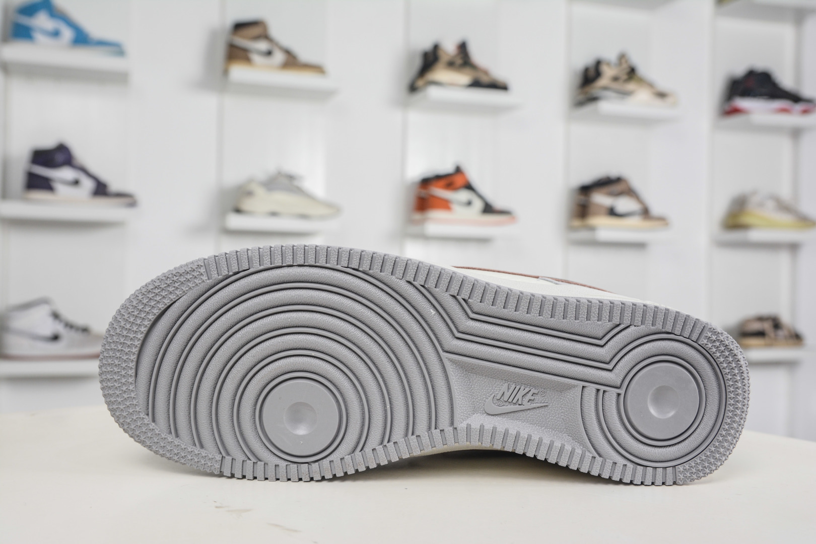 260 Nike Air Force 1 Low 07 奶白灰金 DV5477-007-Chinese UA Cheap High Quatity Brand Clothes Bags handbags Sneakers wholesale wholesaler seller from China Factory suppliers Fashion Clothing Shoes best Quality Beautiful Price 260 Nike Air Force 1 Low 07 奶白灰金 DV5477-007