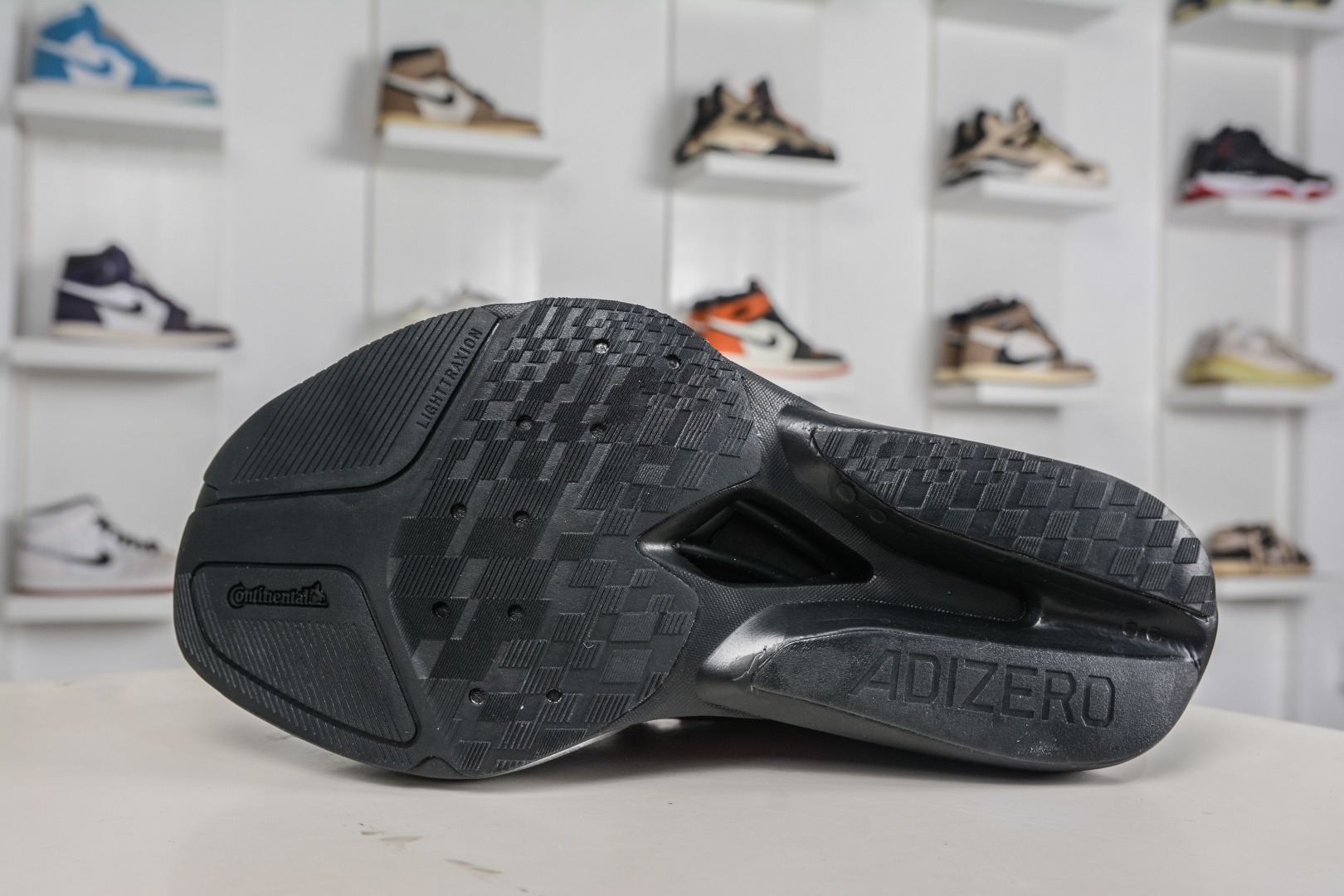 220 Adidas Adizero Prime X3 Strung 舒适防滑耐磨低帮跑步鞋 KJ6946-Chinese UA Cheap High Quatity Brand Clothes Bags handbags Sneakers wholesale wholesaler seller from China Factory suppliers Fashion Clothing Shoes best Quality Beautiful Price 220 Adidas Adizero Prime X3 Strung 舒适防滑耐磨低帮跑步鞋 KJ6946