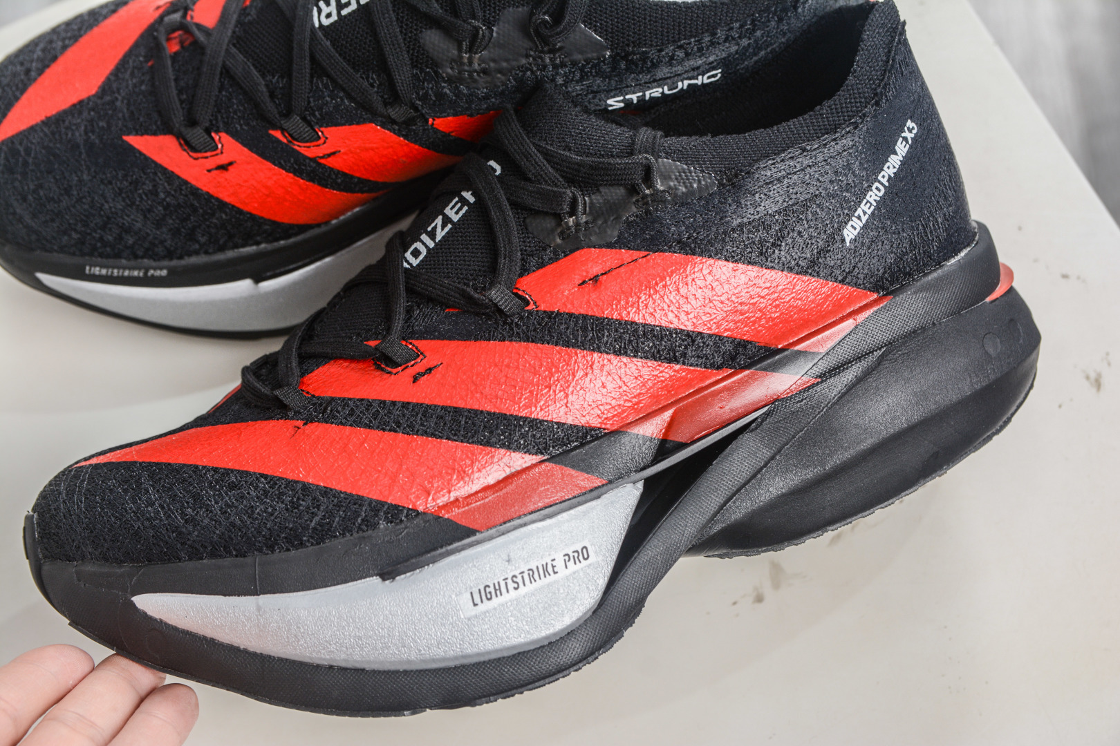 220 Adidas Adizero Prime X3 Strung 舒适防滑耐磨低帮跑步鞋 KJ6946-Chinese UA Cheap High Quatity Brand Clothes Bags handbags Sneakers wholesale wholesaler seller from China Factory suppliers Fashion Clothing Shoes best Quality Beautiful Price 220 Adidas Adizero Prime X3 Strung 舒适防滑耐磨低帮跑步鞋 KJ6946