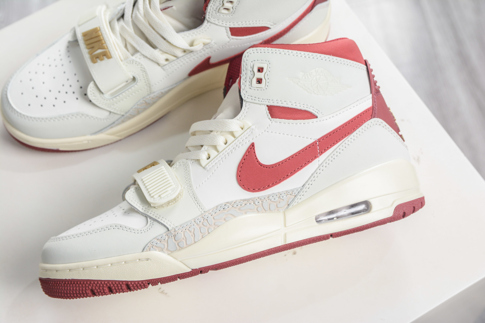 260 Air Jordan Legacy AJ312 High ”米红” 马年贺岁 IQ9785-161