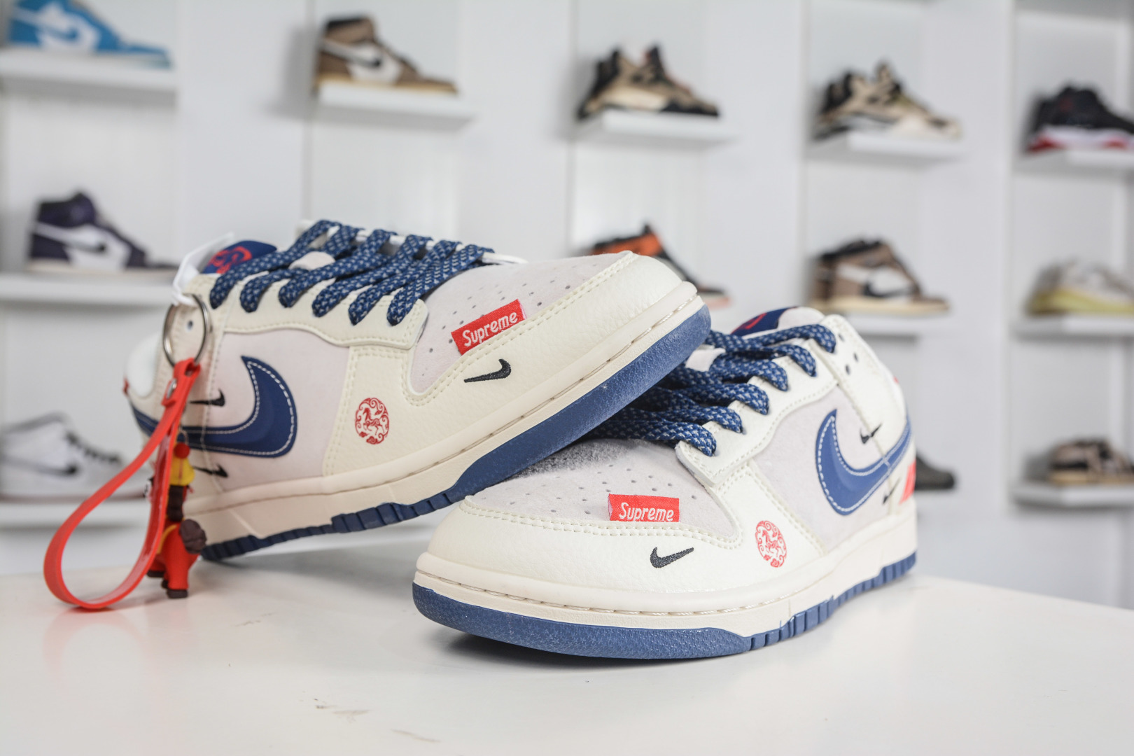 270 Nike SB Dunk Low x Superme SUP联名-白灰蓝 FC7688-204-Chinese UA Cheap High Quatity Brand Clothes Bags handbags Sneakers wholesale wholesaler seller from China Factory suppliers Fashion Clothing Shoes best Quality Beautiful Price 270 Nike SB Dunk Low x Superme SUP联名-白灰蓝 FC7688-204