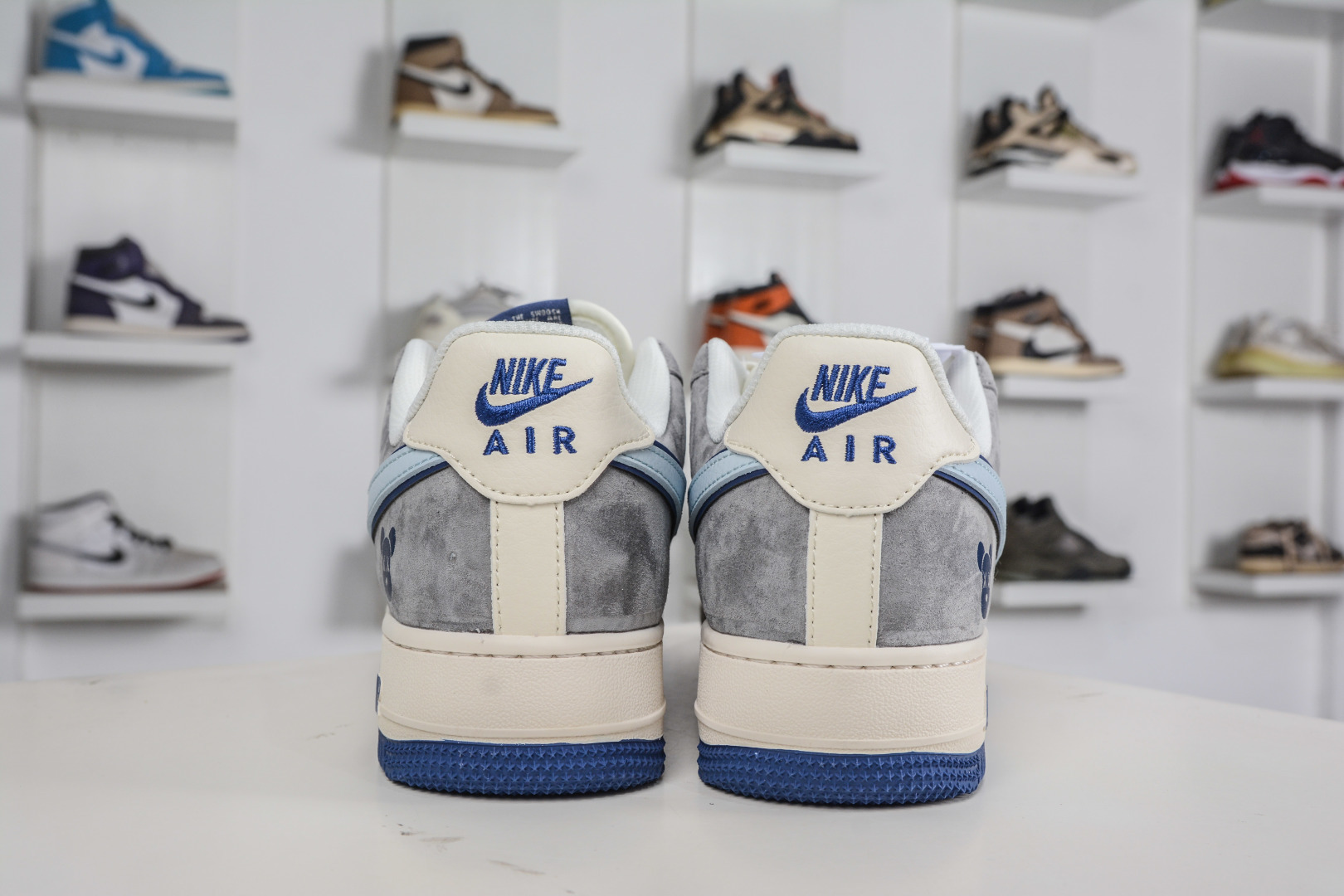 BE@RBRICK x Nike Air Force 1 暴力熊联名-白蓝灰麂皮 XD9314-610 BE@RBRICK x Nike Air Force 1 暴力熊联名-白蓝灰麂皮 XD9314-610