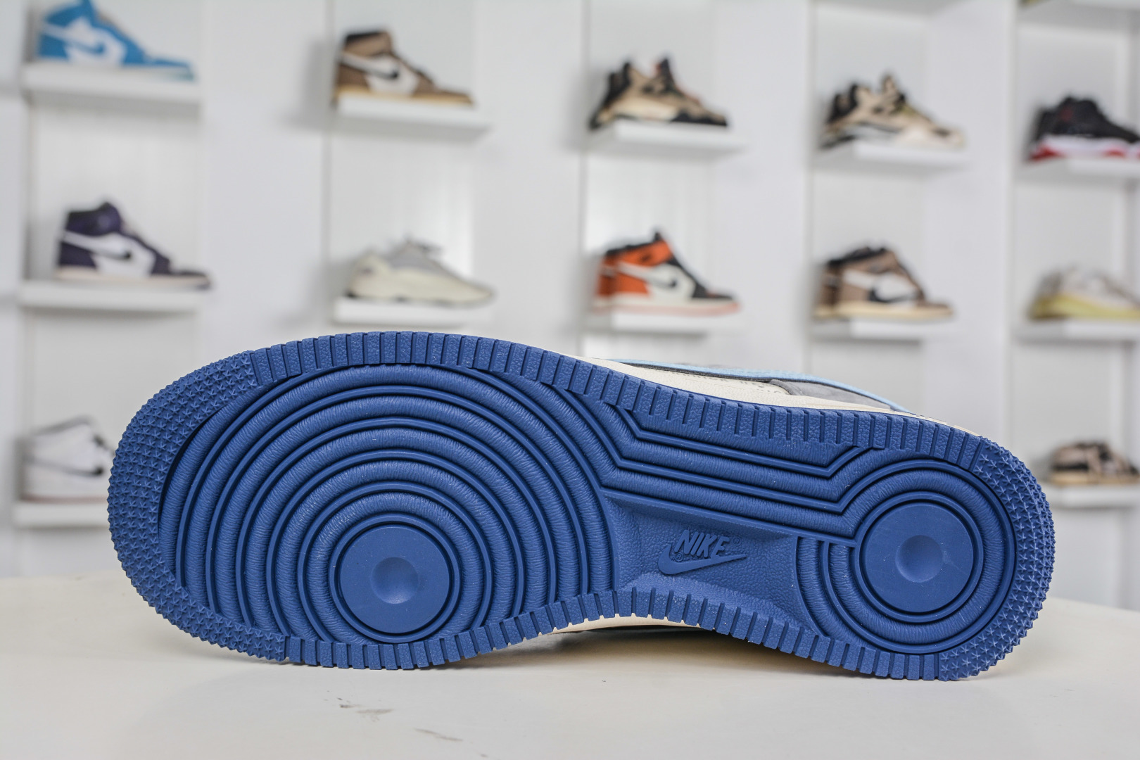 BE@RBRICK x Nike Air Force 1 暴力熊联名-白蓝灰麂皮 XD9314-610 BE@RBRICK x Nike Air Force 1 暴力熊联名-白蓝灰麂皮 XD9314-610