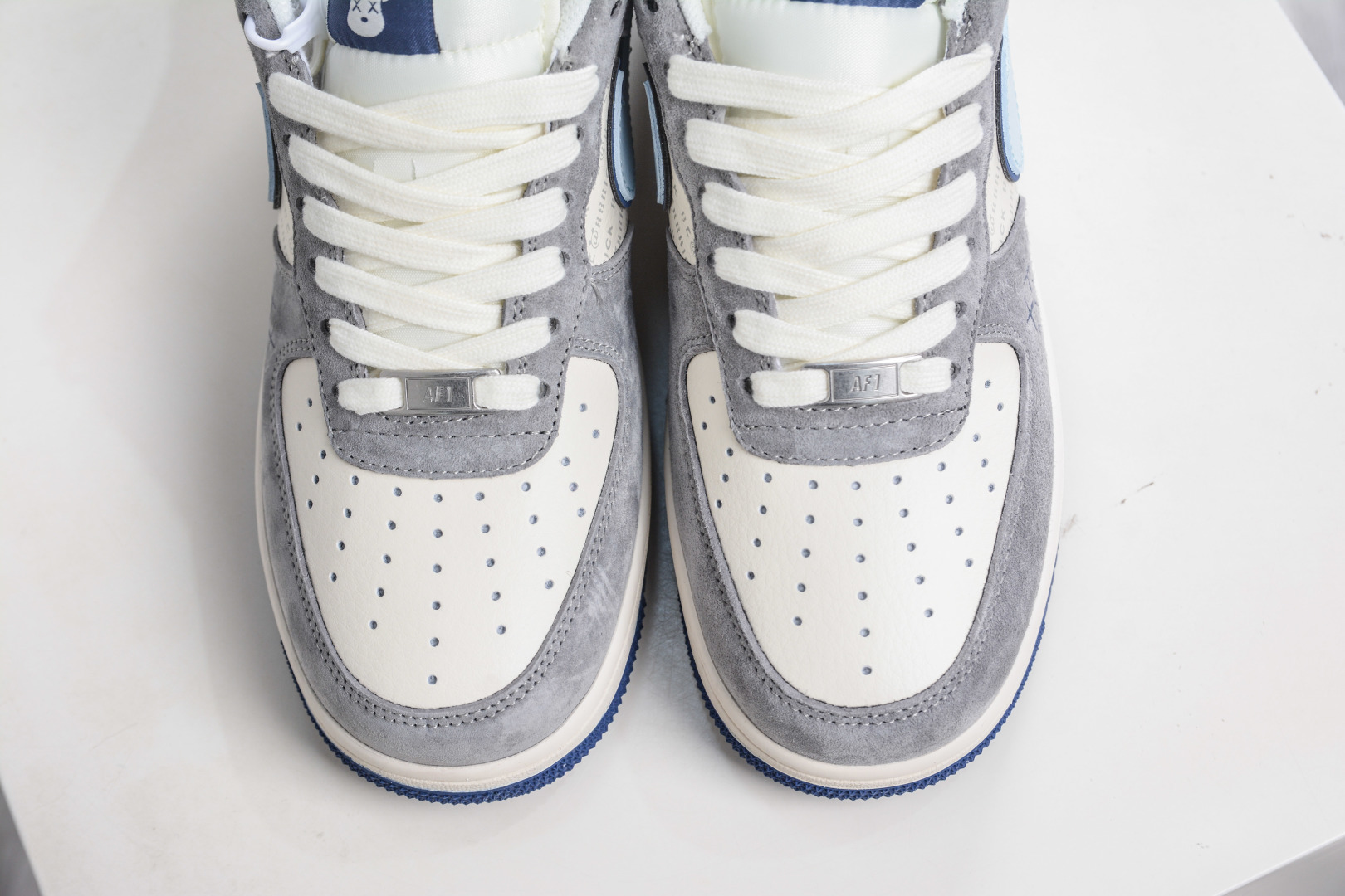 BE@RBRICK x Nike Air Force 1 暴力熊联名-白蓝灰麂皮 XD9314-610 BE@RBRICK x Nike Air Force 1 暴力熊联名-白蓝灰麂皮 XD9314-610