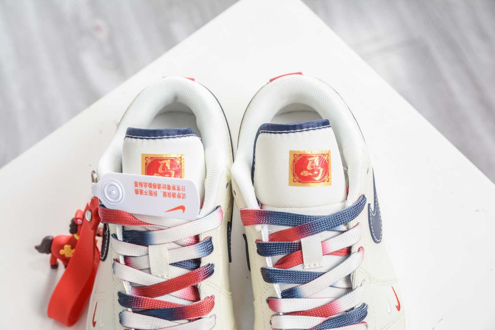 Nike Air Jordan 1 Low 马年限定 米黑双拼底 定制配色 FC7688-198 Nike Air Jordan 1 Low 马年限定 米黑双拼底 定制配色 FC7688-198