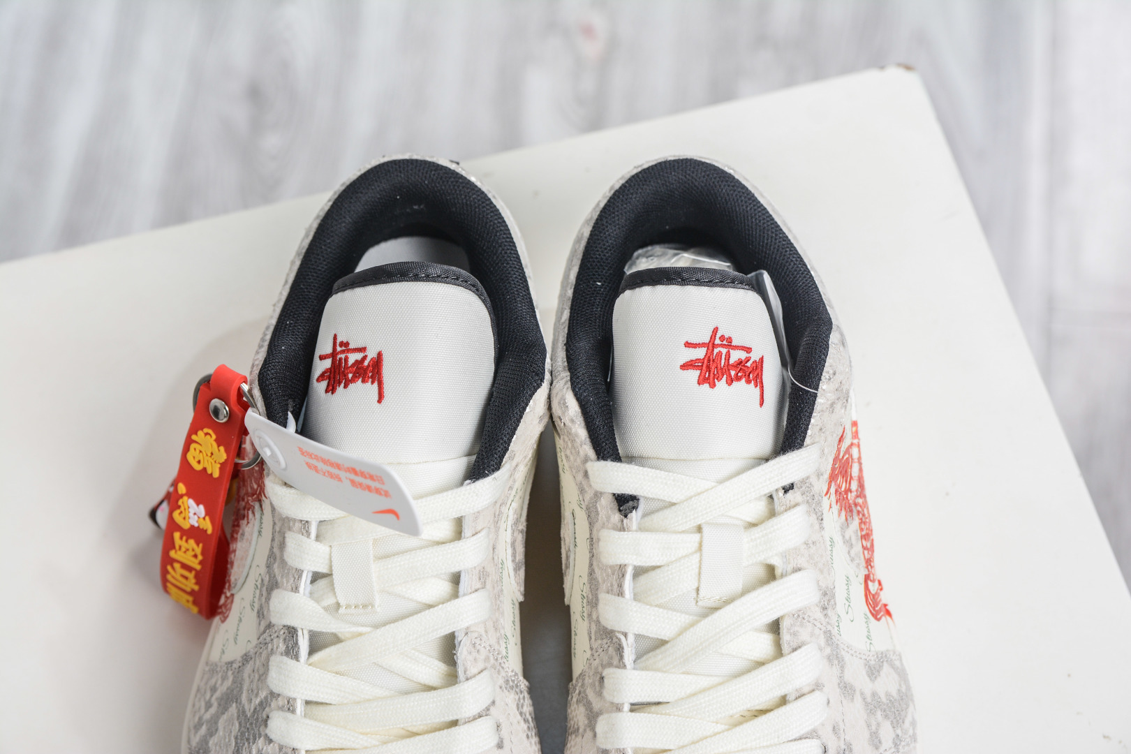Nike Air Jordan 1 Low 马年限定 龙马精神 FC7688-200