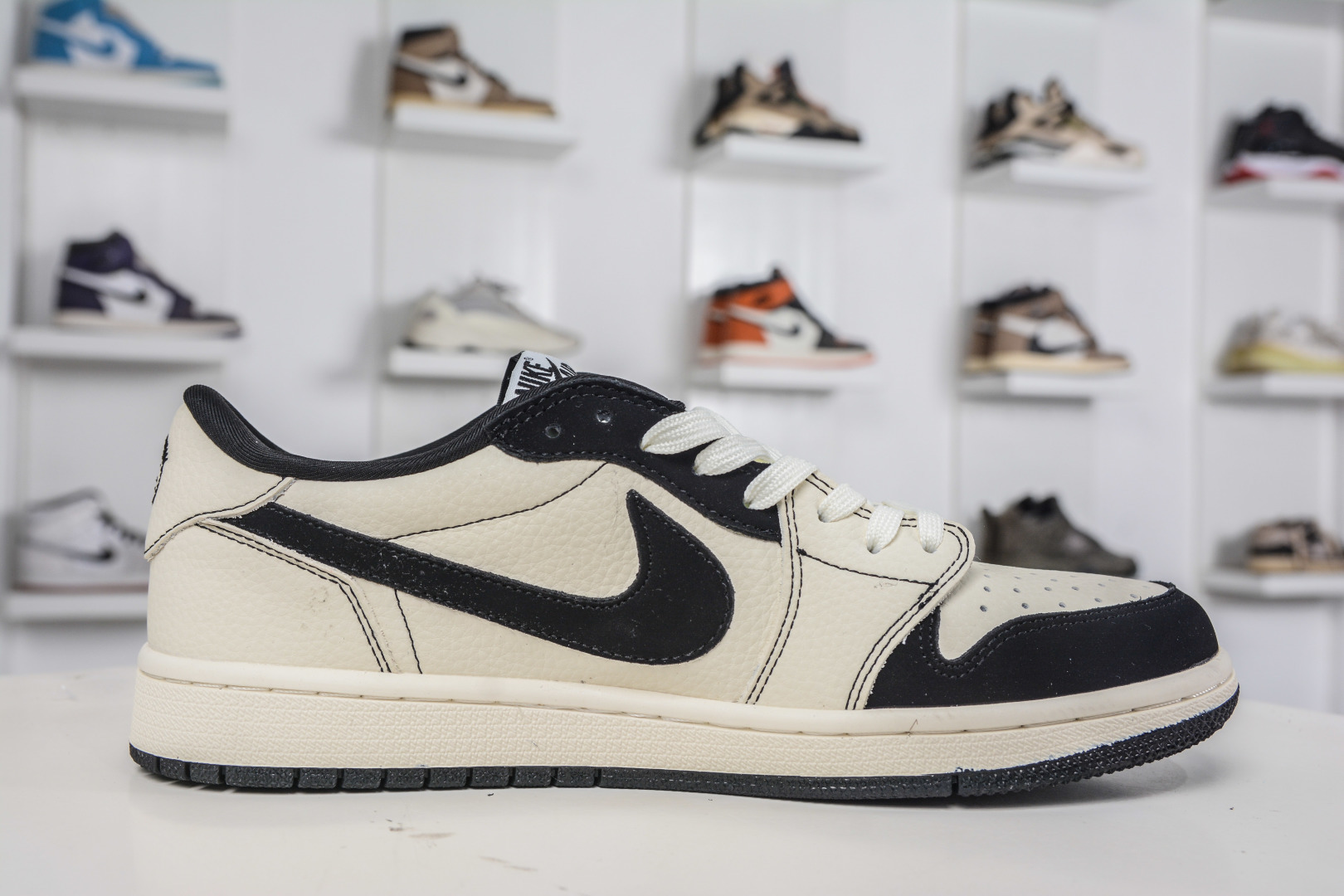 TS x Air Jordan x Chrome Hearts AJ1 Low 倒钩低帮联名克罗心-米白黑 DD7866-108
