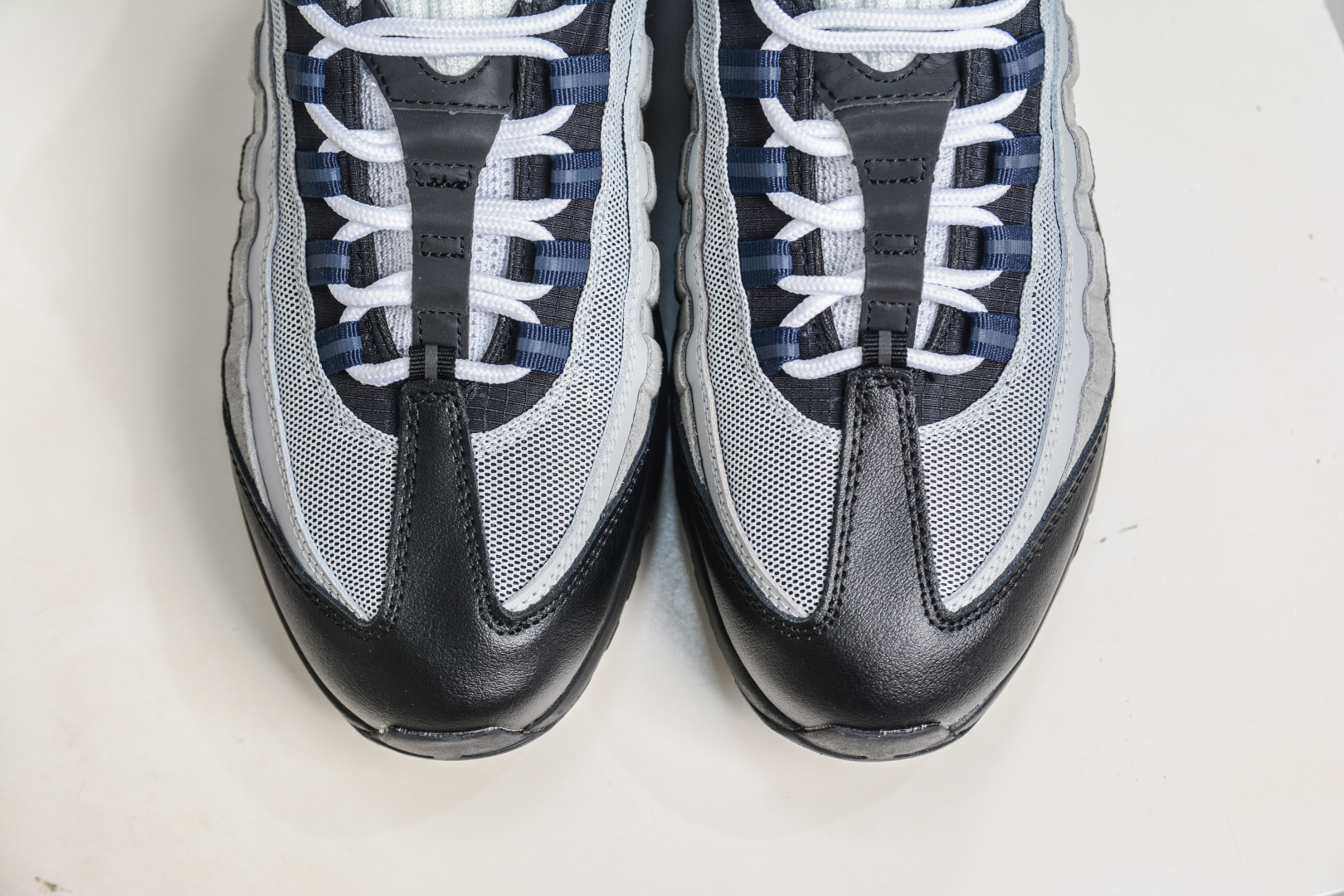 NK Air Max 95 复古减震气垫跑鞋 DM0011-007