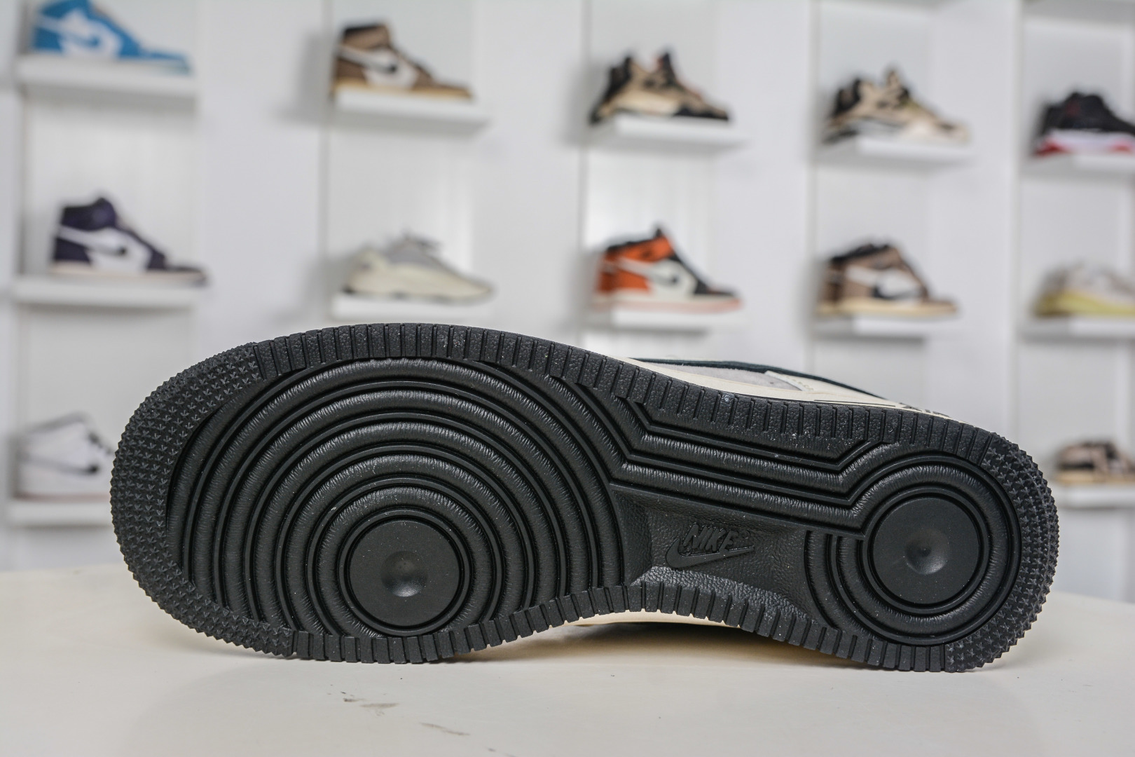 Stussy x NIke Air Force 1 斯图西联名-白灰黑 XD9314-617