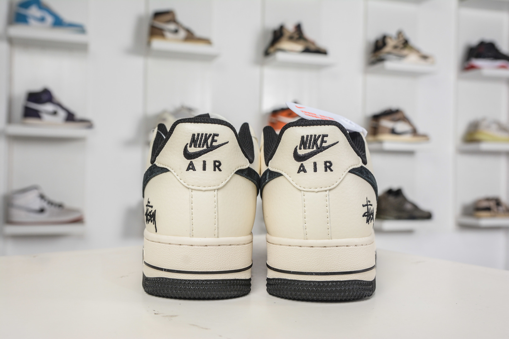 Stussy x NIke Air Force 1 斯图西联名-白灰黑 XD9314-617