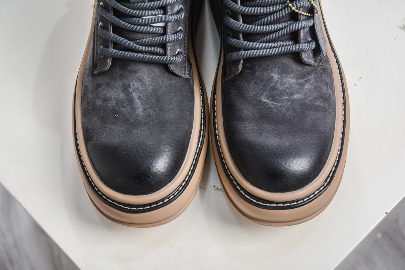 年终福利 Timberland添柏岚/天伯伦 秋冬新品 秋冬必备户外休闲大黄靴系列-High Quatity Cheap Brand wholesale wholesaler seller Clothes Bags handbags Sneakers Top Fashion Clothing Shoes from China Factory Chinese suppliers best Quality Beautiful Price 年终福利 Timberland添柏岚/天伯伦 秋冬新品 秋冬必备户外休闲大黄靴系列