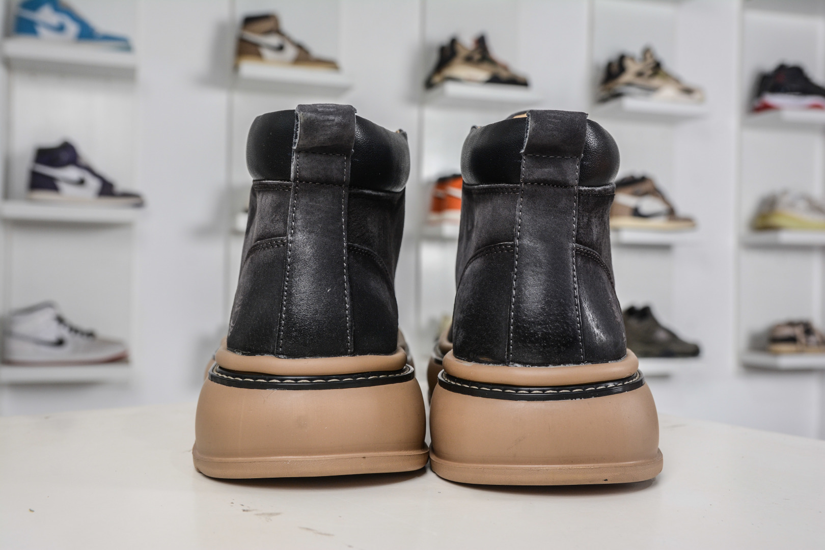 年终福利 Timberland添柏岚/天伯伦 秋冬新品 秋冬必备户外休闲大黄靴系列-High Quatity Cheap Brand wholesale wholesaler seller Clothes Bags handbags Sneakers Top Fashion Clothing Shoes from China Factory Chinese suppliers best Quality Beautiful Price 年终福利 Timberland添柏岚/天伯伦 秋冬新品 秋冬必备户外休闲大黄靴系列