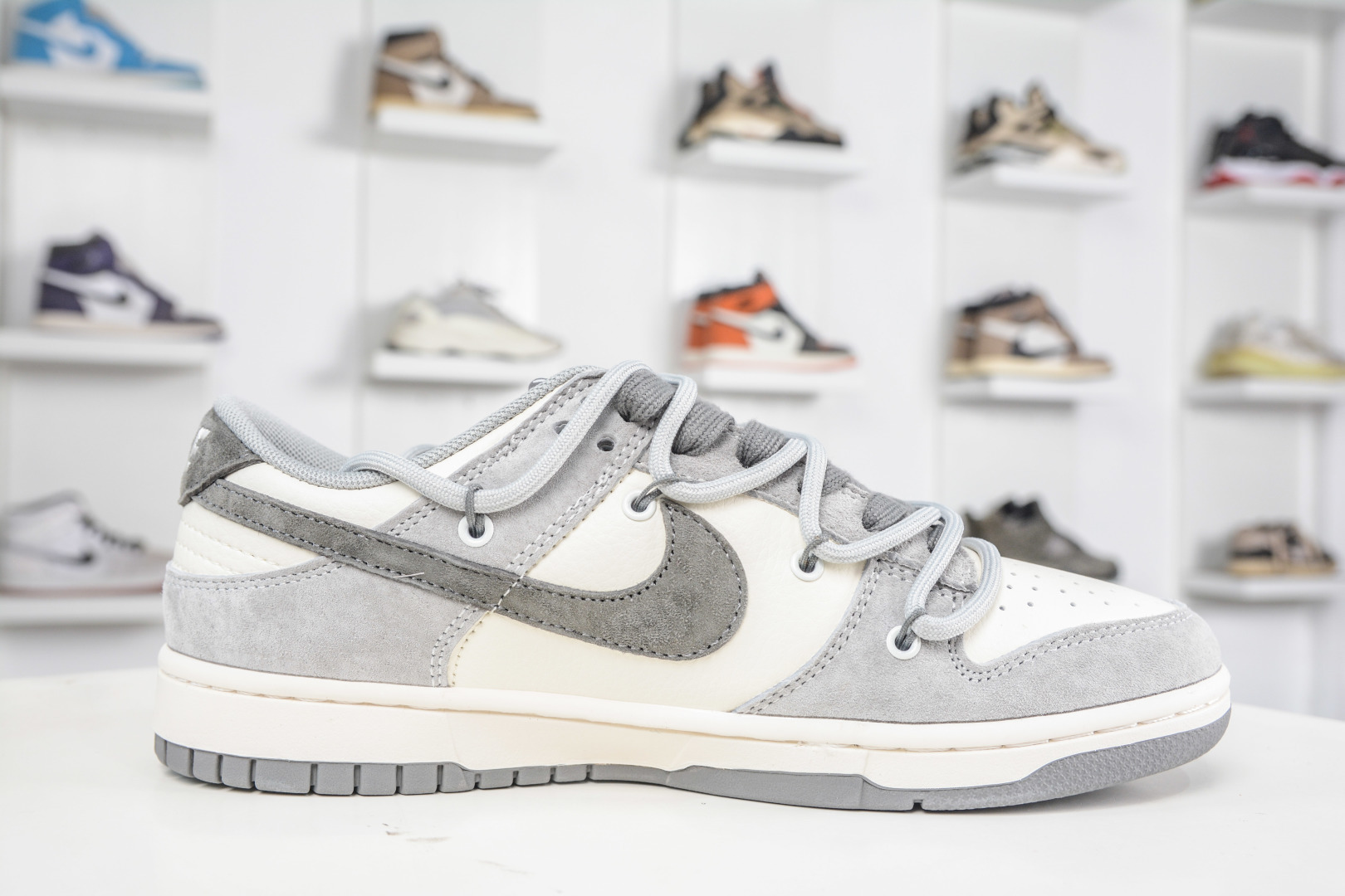 290 Nike SB Dunk Low x The North Face x CDG 北面CDG联名-米白灰绑带 JP2026-102-Chinese UA Cheap High Quatity Brand Clothes Bags handbags Sneakers wholesale wholesaler seller from China Factory suppliers Fashion Clothing Shoes best Quality Beautiful Price 290 Nike SB Dunk Low x The North Face x CDG 北面CDG联名-米白灰绑带 JP2026-102