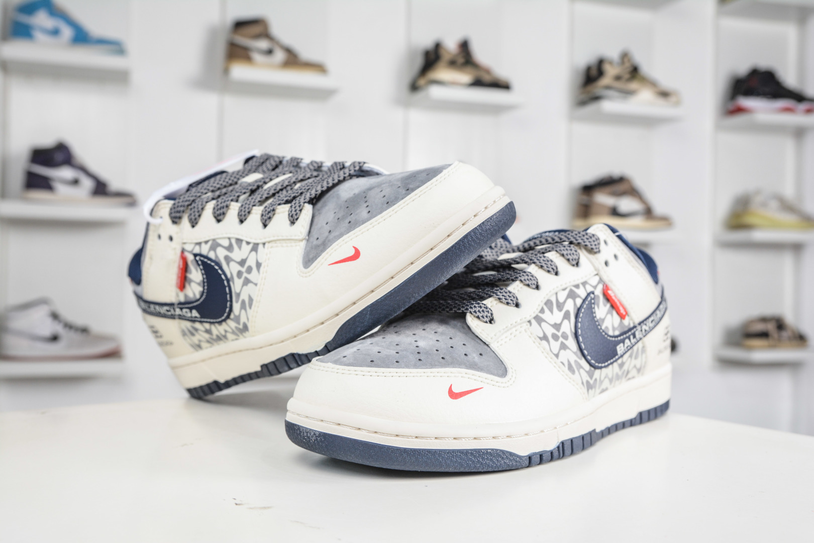 270 Nike SB Dunk Low x Balenciaga 巴黎世家联名-米灰蓝 XD1588-242-Chinese UA Cheap High Quatity Brand Clothes Bags handbags Sneakers wholesale wholesaler seller from China Factory suppliers Fashion Clothing Shoes best Quality Beautiful Price 270 Nike SB Dunk Low x Balenciaga 巴黎世家联名-米灰蓝 XD1588-242