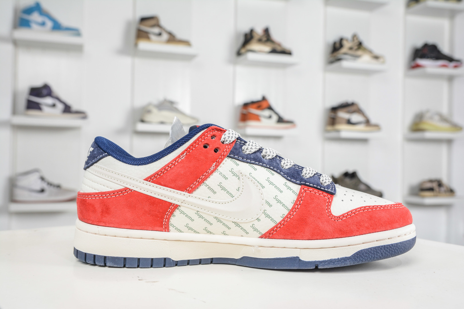 270 Nike SB Dunk Low x Superme SUP联名马年限定-米白红蓝 FC7688-209-Chinese UA Cheap High Quatity Brand Clothes Bags handbags Sneakers wholesale wholesaler seller from China Factory suppliers Fashion Clothing Shoes best Quality Beautiful Price 270 Nike SB Dunk Low x Superme SUP联名马年限定-米白红蓝 FC7688-209