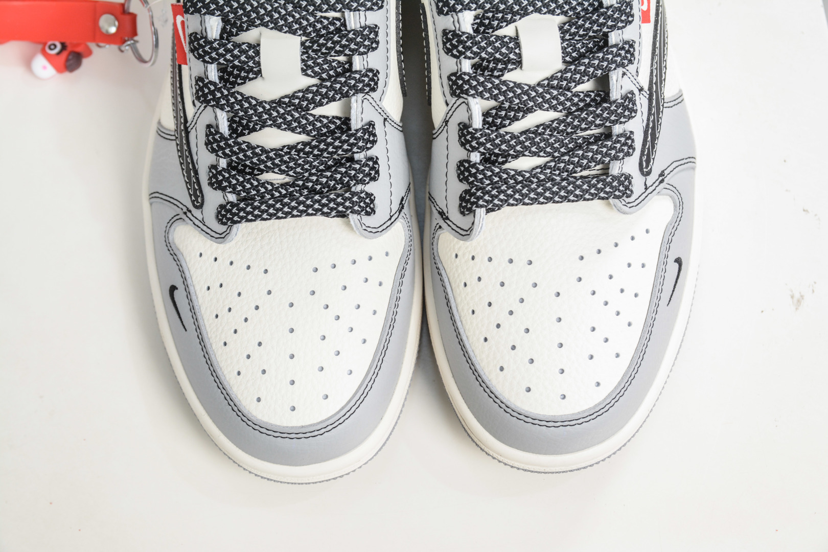 270 TS x Air Jordan x Stussy AJ1 Low 倒钩低帮联名斯图西马年限定-米灰黑 JJ3508-550-Chinese UA Cheap High Quatity Brand Clothes Bags handbags Sneakers wholesale wholesaler seller from China Factory suppliers Fashion Clothing Shoes best Quality Beautiful Price 270 TS x Air Jordan x Stussy AJ1 Low 倒钩低帮联名斯图西马年限定-米灰黑 JJ3508-550
