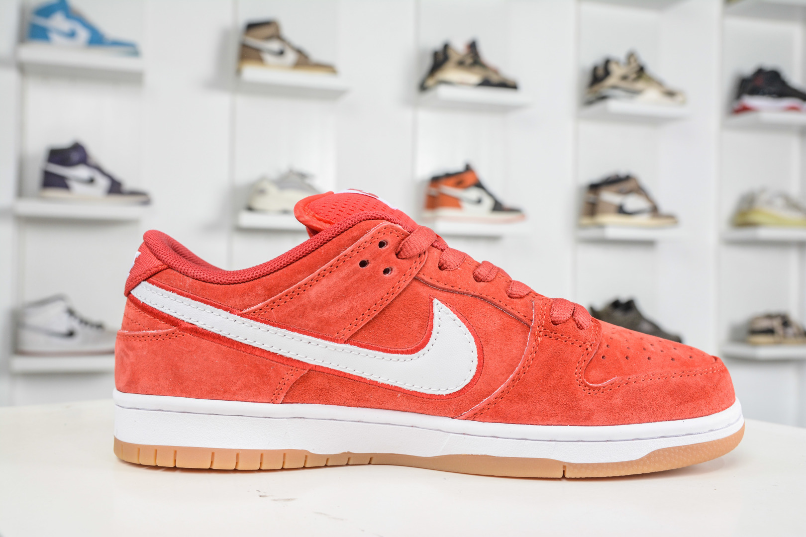 200 Nike Dunk SB Low 红白生胶 FZ1287-300-Chinese UA Cheap High Quatity Brand Clothes Bags handbags Sneakers wholesale wholesaler seller from China Factory suppliers Fashion Clothing Shoes best Quality Beautiful Price 200 Nike Dunk SB Low 红白生胶 FZ1287-300