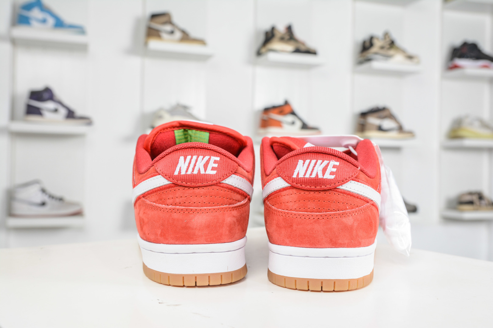 200 Nike Dunk SB Low 红白生胶 FZ1287-300-Chinese UA Cheap High Quatity Brand Clothes Bags handbags Sneakers wholesale wholesaler seller from China Factory suppliers Fashion Clothing Shoes best Quality Beautiful Price 200 Nike Dunk SB Low 红白生胶 FZ1287-300