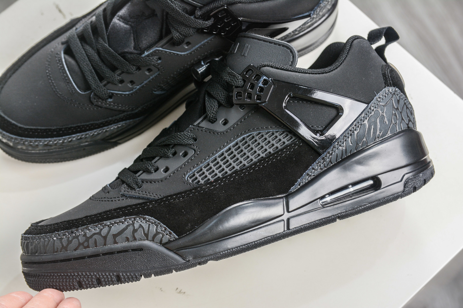 260 Jordan Spizike Low AJ复古低帮篮球鞋 FQ1759-001-Chinese UA Cheap High Quatity Brand Clothes Bags handbags Sneakers wholesale wholesaler seller from China Factory suppliers Fashion Clothing Shoes best Quality Beautiful Price 260 Jordan Spizike Low AJ复古低帮篮球鞋 FQ1759-001