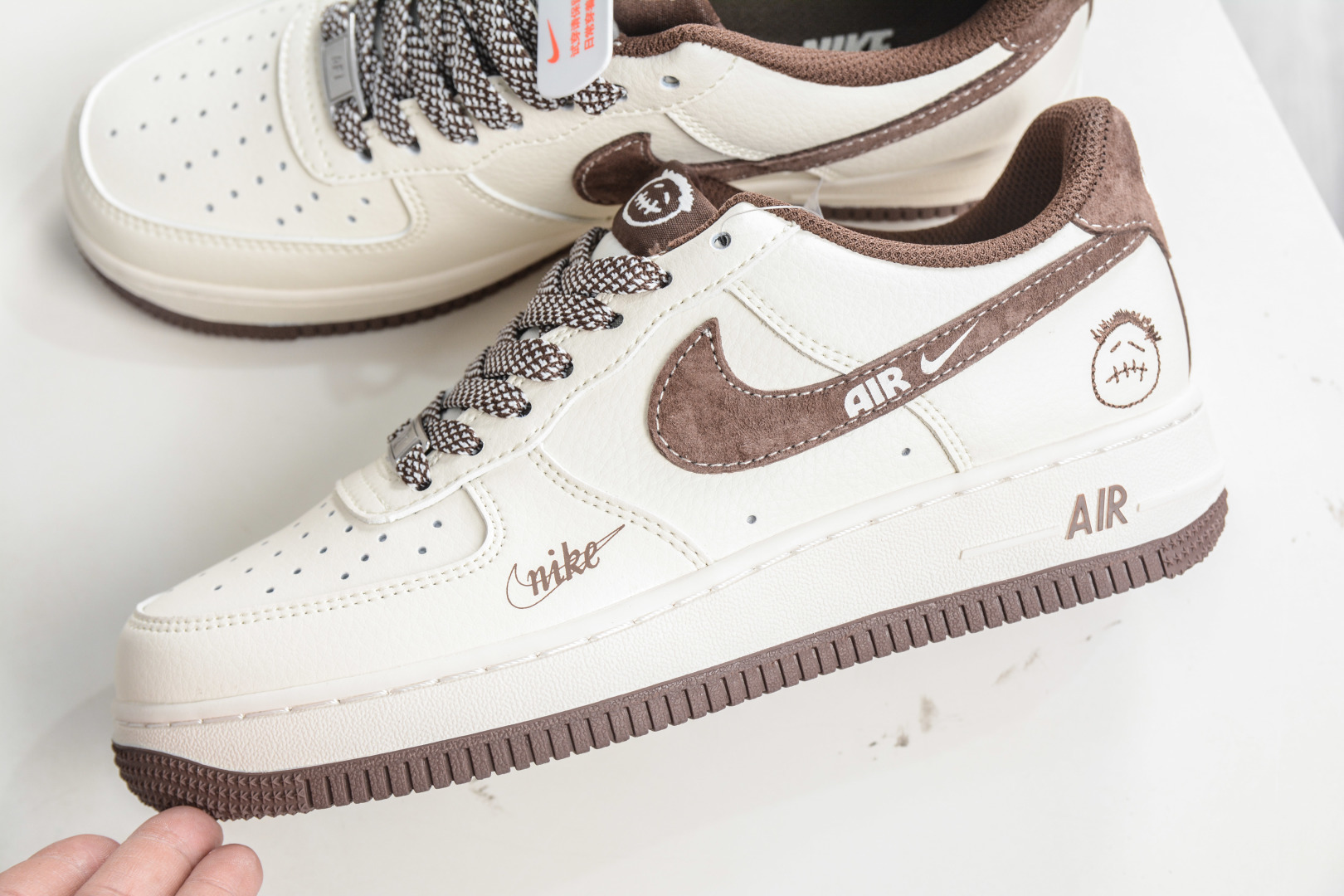 260 NIke Air Force 1 白棕 原楦头原纸板 XD9314-614-Chinese UA Cheap High Quatity Brand Clothes Bags handbags Sneakers wholesale wholesaler seller from China Factory suppliers Fashion Clothing Shoes best Quality Beautiful Price 260 NIke Air Force 1 白棕 原楦头原纸板 XD9314-614
