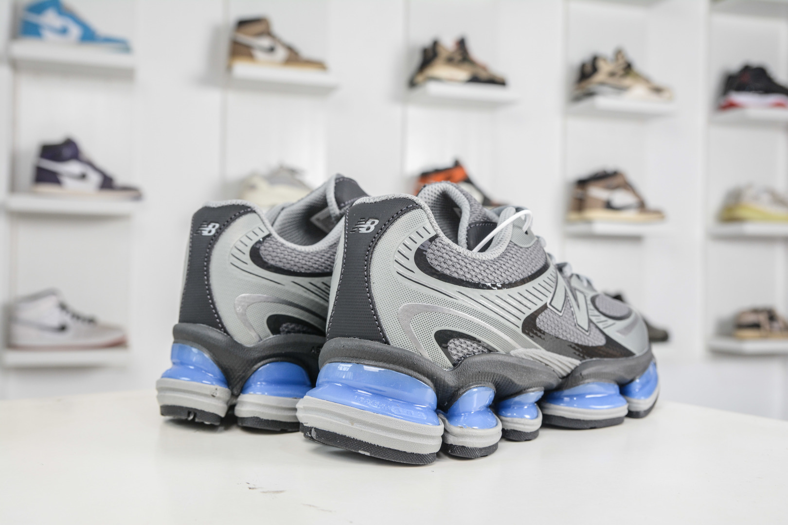 220 T版New Balance NB2000 舒适百搭防滑耐磨低帮 休闲跑步鞋 U20009MI