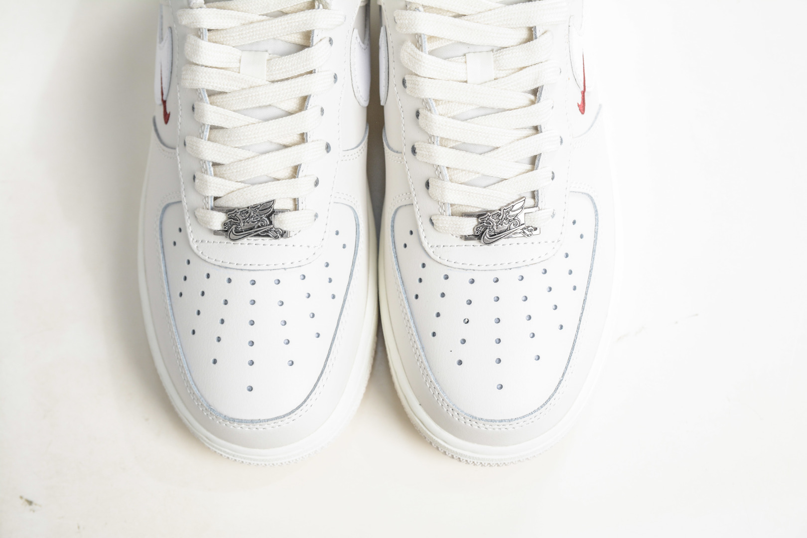250 LJ版Nike Air Force 1 '07 Pegasus Pack 马年限定CNY新年款脱缰系列 舒适贴合 透气低帮板鞋 IQ1119-011-Chinese UA Cheap High Quatity Brand Clothes Bags handbags Sneakers wholesale wholesaler seller from China Factory suppliers Fashion Clothing Shoes best Quality Beautiful Price 250 LJ版Nike Air Force 1 '07 Pegasus Pack 马年限定CNY新年款脱缰系列 舒适贴合 透气低帮板鞋 IQ1119-011