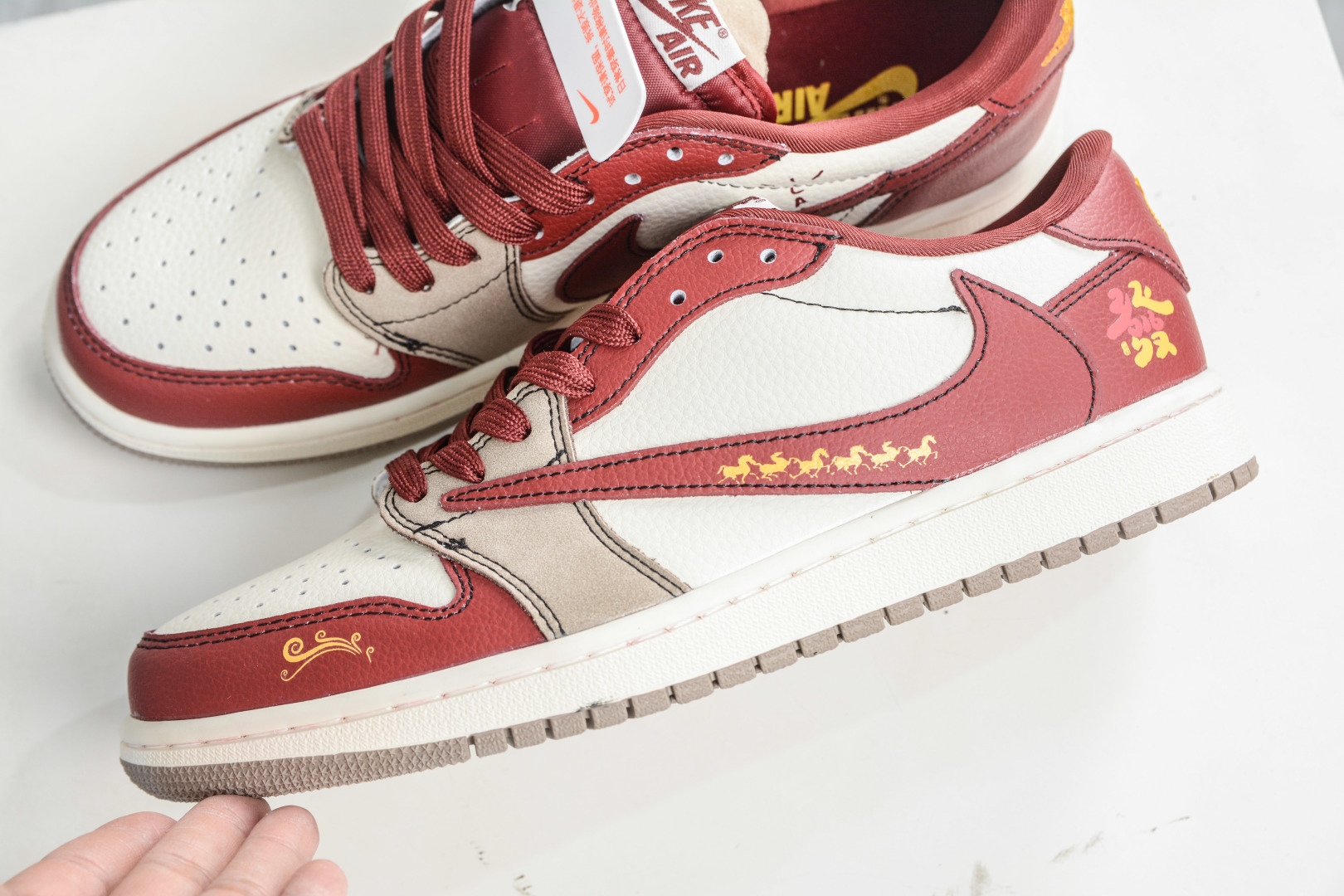 270 TS x Nike Air Jordan 1 Low 马年限定联名-米白红 XD1979-004-Chinese UA Cheap High Quatity Brand Clothes Bags handbags Sneakers wholesale wholesaler seller from China Factory suppliers Fashion Clothing Shoes best Quality Beautiful Price 270 TS x Nike Air Jordan 1 Low 马年限定联名-米白红 XD1979-004