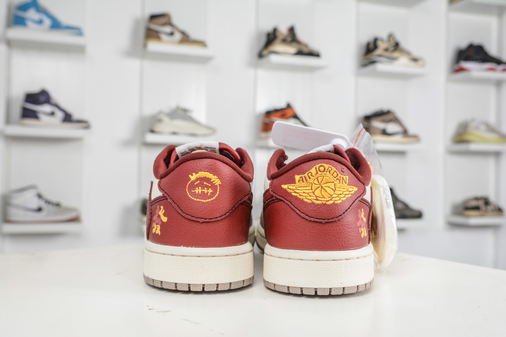 270 TS x Nike Air Jordan 1 Low 马年限定联名-米白红 XD1979-004-Chinese UA Cheap High Quatity Brand Clothes Bags handbags Sneakers wholesale wholesaler seller from China Factory suppliers Fashion Clothing Shoes best Quality Beautiful Price 270 TS x Nike Air Jordan 1 Low 马年限定联名-米白红 XD1979-004