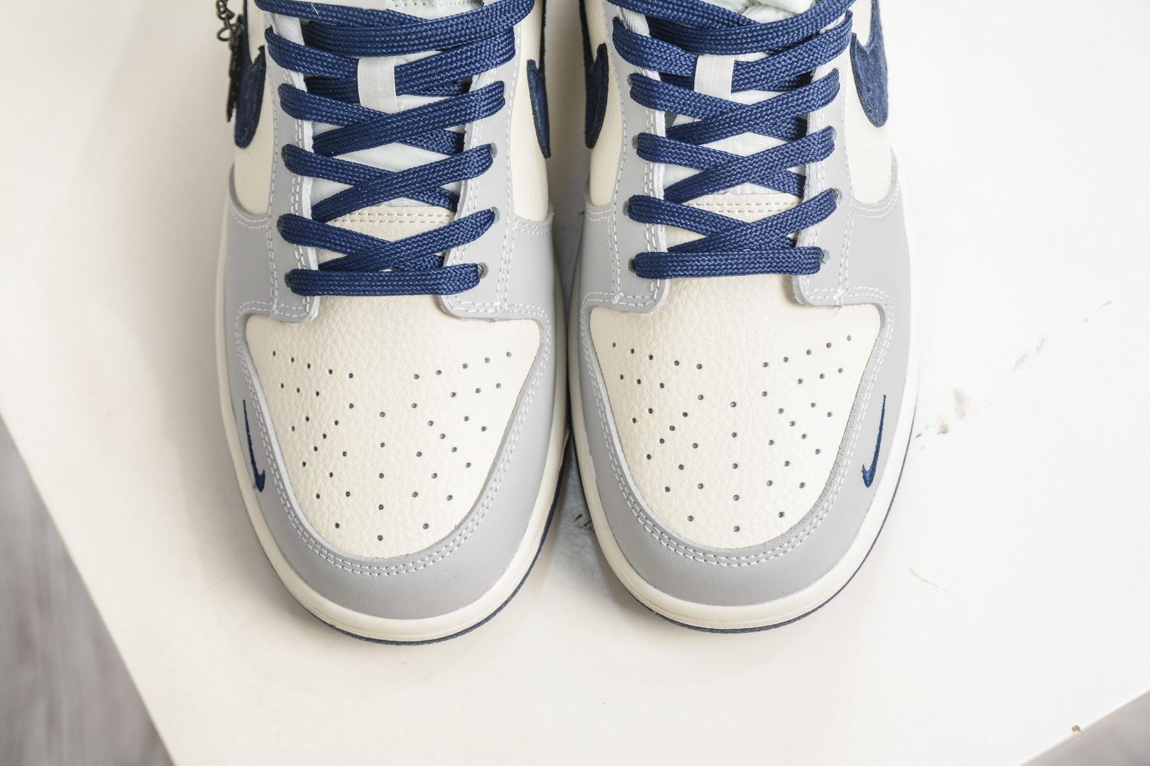 270 Nike SB Dunk Low x The North Face 北面联名-米灰深蓝勾 MN1688-109-Chinese UA Cheap High Quatity Brand Clothes Bags handbags Sneakers wholesale wholesaler seller from China Factory suppliers Fashion Clothing Shoes best Quality Beautiful Price 270 Nike SB Dunk Low x The North Face 北面联名-米灰深蓝勾 MN1688-109