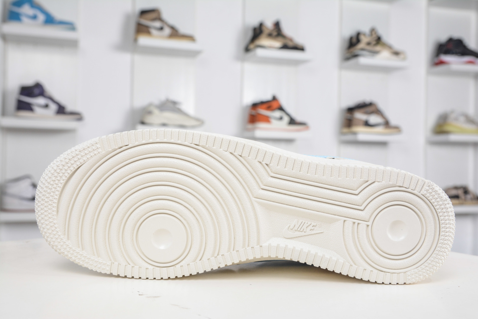 260 Nike Air Force 1 Low 07 x Louis Vuitton LV联名马年限定-白蓝橙 FV3694-100-Chinese UA Cheap High Quatity Brand Clothes Bags handbags Sneakers wholesale wholesaler seller from China Factory suppliers Fashion Clothing Shoes best Quality Beautiful Price 260 Nike Air Force 1 Low 07 x Louis Vuitton LV联名马年限定-白蓝橙 FV3694-100