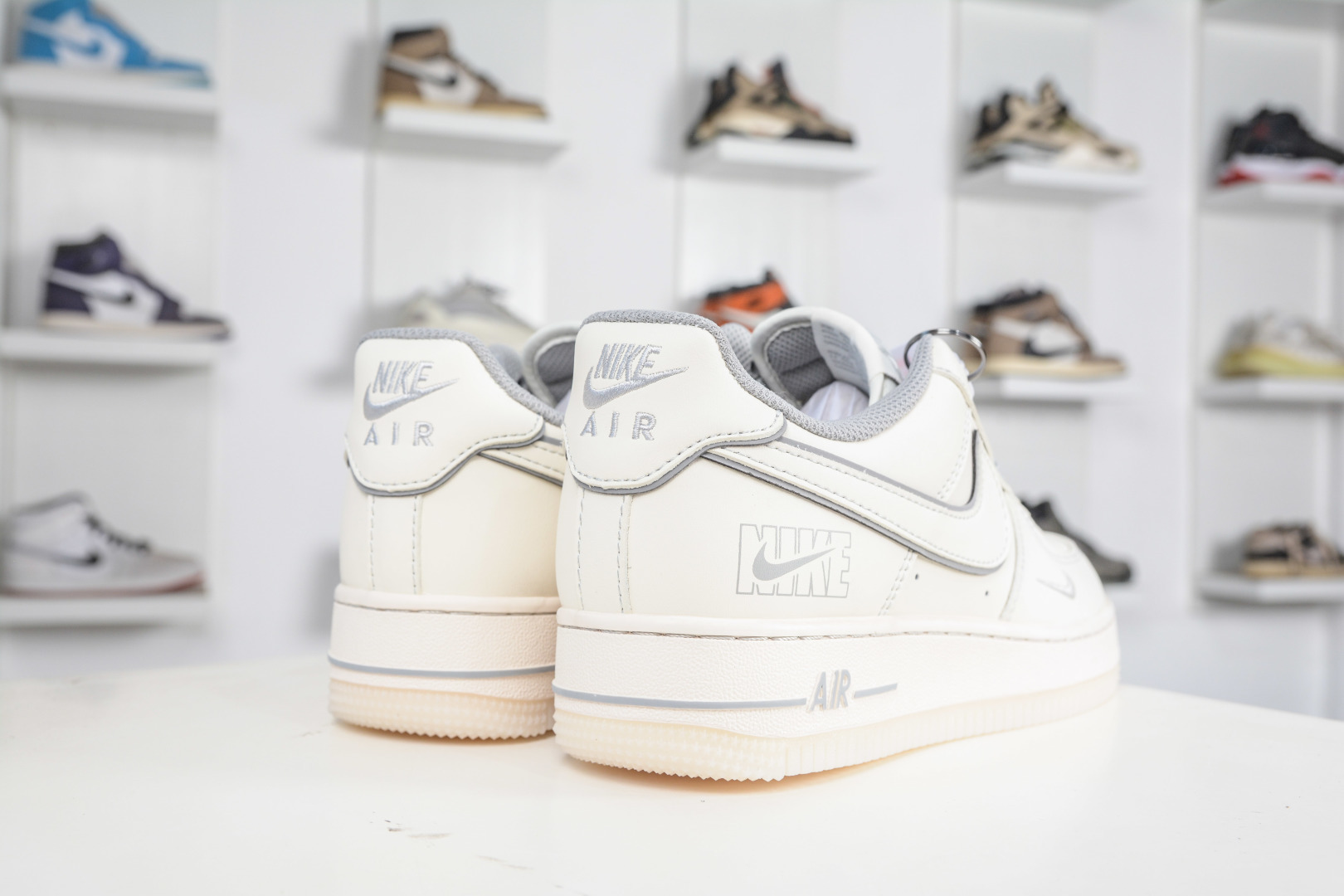 260 Nike Air Force 1 Low 07 米白灰 SM6668-133-Chinese UA Cheap High Quatity Brand Clothes Bags handbags Sneakers wholesale wholesaler seller from China Factory suppliers Fashion Clothing Shoes best Quality Beautiful Price 260 Nike Air Force 1 Low 07 米白灰 SM6668-133