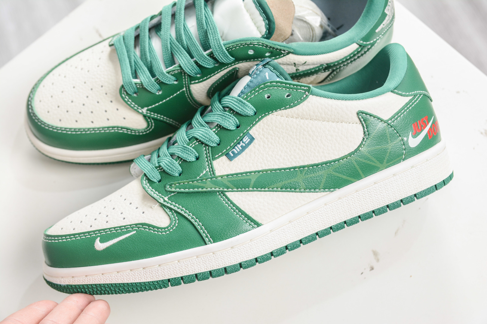 270 TS x Nike Air Jordan 1 Low x Just do it JDI联名-白绿 LD2028-069-Chinese UA Cheap High Quatity Brand Clothes Bags handbags Sneakers wholesale wholesaler seller from China Factory suppliers Fashion Clothing Shoes best Quality Beautiful Price 270 TS x Nike Air Jordan 1 Low x Just do it JDI联名-白绿 LD2028-069