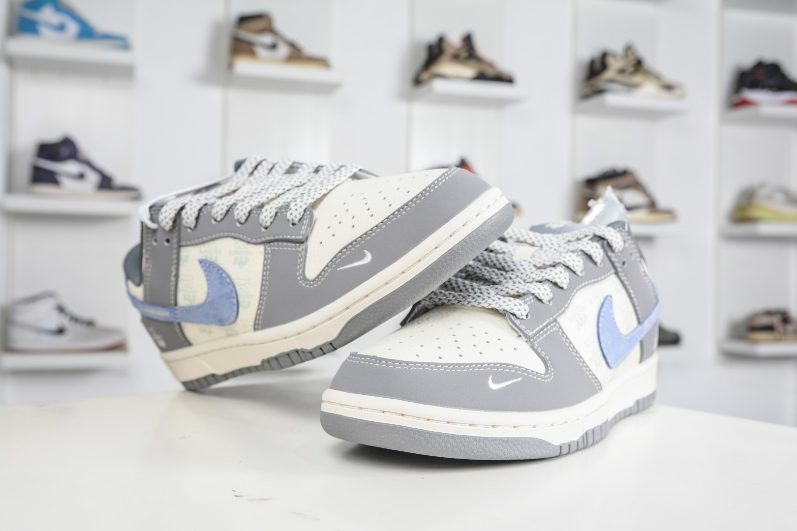 270 Nike SB Dunk Low x Burberry 巴宝莉联名-白灰蓝 JP1628-035-Chinese UA Cheap High Quatity Brand Clothes Bags handbags Sneakers wholesale wholesaler seller from China Factory suppliers Fashion Clothing Shoes best Quality Beautiful Price 270 Nike SB Dunk Low x Burberry 巴宝莉联名-白灰蓝 JP1628-035