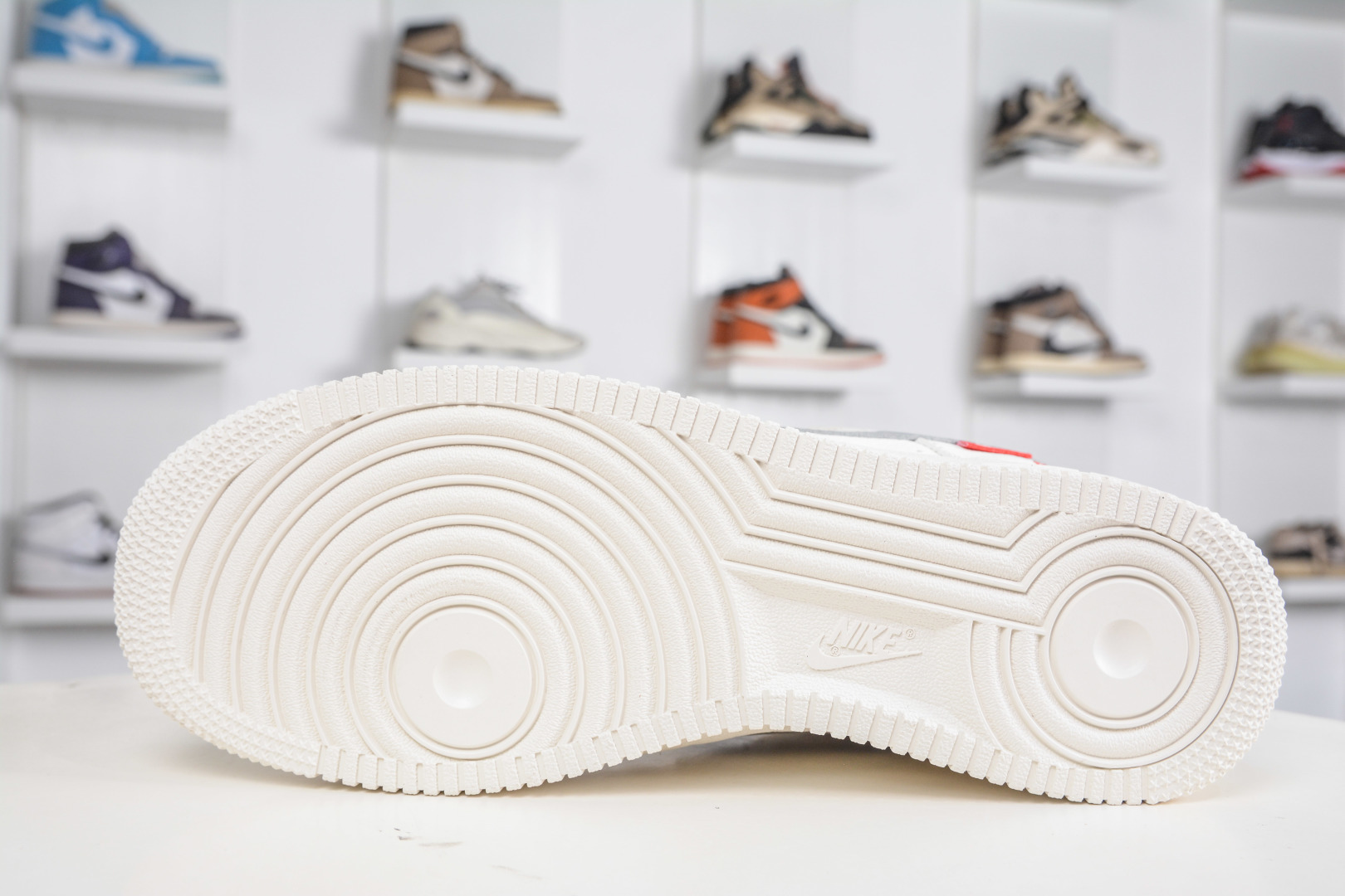 260 The North Face x NIke Air Force 1 北面联名-米灰红标 MM3399-802-Chinese UA Cheap High Quatity Brand Clothes Bags handbags Sneakers wholesale wholesaler seller from China Factory suppliers Fashion Clothing Shoes best Quality Beautiful Price 260 The North Face x NIke Air Force 1 北面联名-米灰红标 MM3399-802