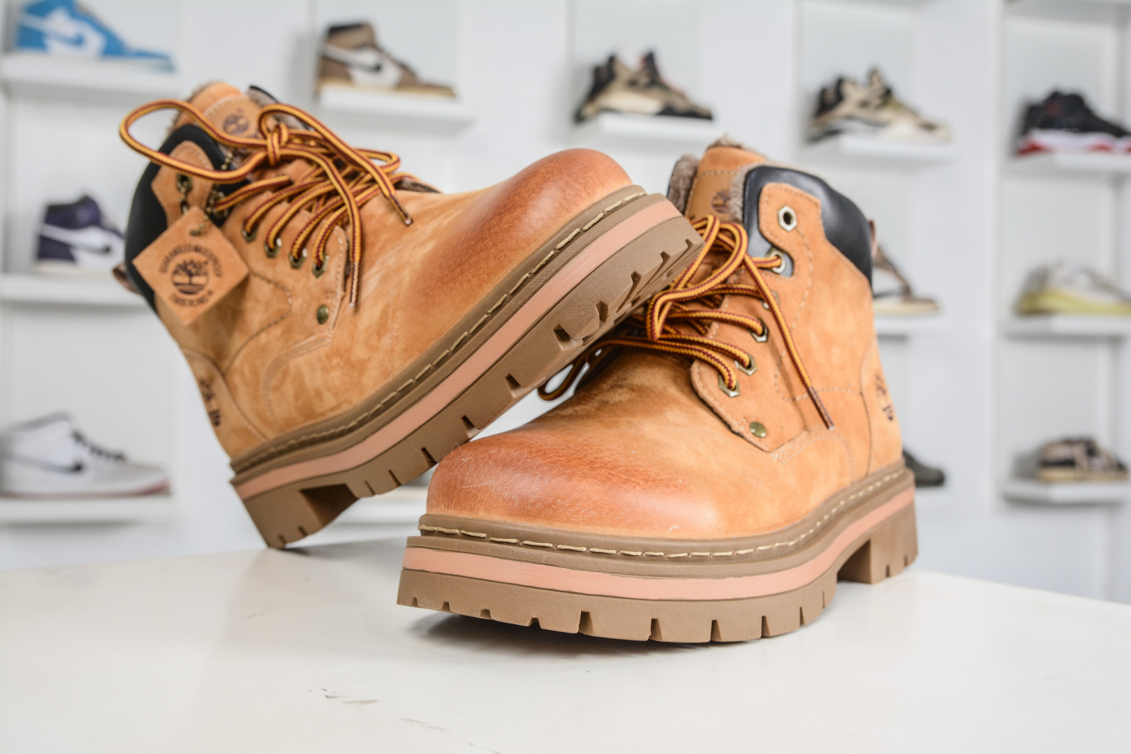 230 新年福利特价 Timberland添柏岚/天伯伦 秋冬新品(毛绒内里保暖锁热)秋冬必备户外休闲大黄靴系列-Chinese UA Cheap High Quatity Brand Clothes Bags handbags Sneakers wholesale wholesaler seller from China Factory suppliers Fashion Clothing Shoes best Quality Beautiful Price 230 新年福利特价 Timberland添柏岚/天伯伦 秋冬新品(毛绒内里保暖锁热)秋冬必备户外休闲大黄靴系列