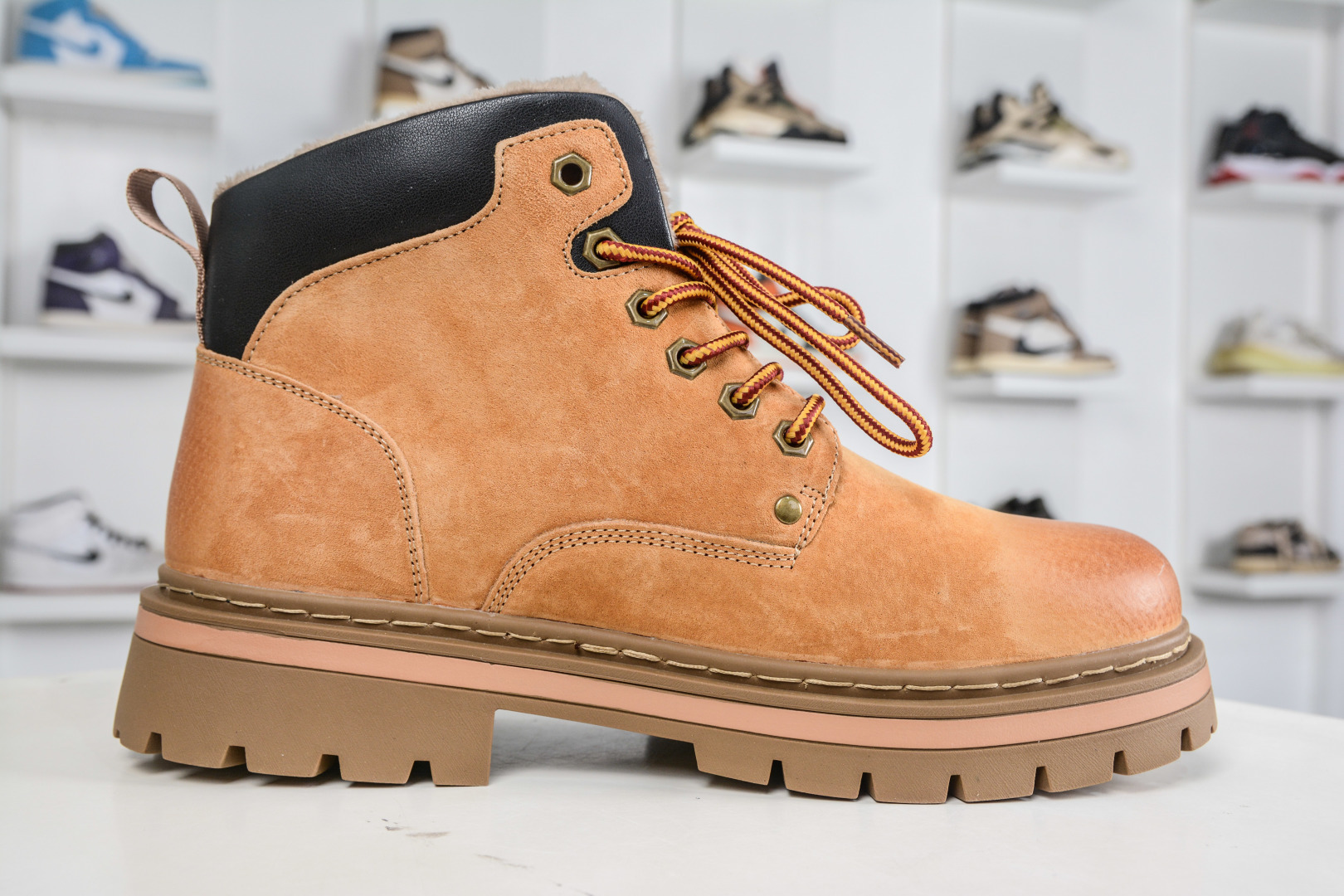 230 新年福利特价 Timberland添柏岚/天伯伦 秋冬新品(毛绒内里保暖锁热)秋冬必备户外休闲大黄靴系列-Chinese UA Cheap High Quatity Brand Clothes Bags handbags Sneakers wholesale wholesaler seller from China Factory suppliers Fashion Clothing Shoes best Quality Beautiful Price 230 新年福利特价 Timberland添柏岚/天伯伦 秋冬新品(毛绒内里保暖锁热)秋冬必备户外休闲大黄靴系列